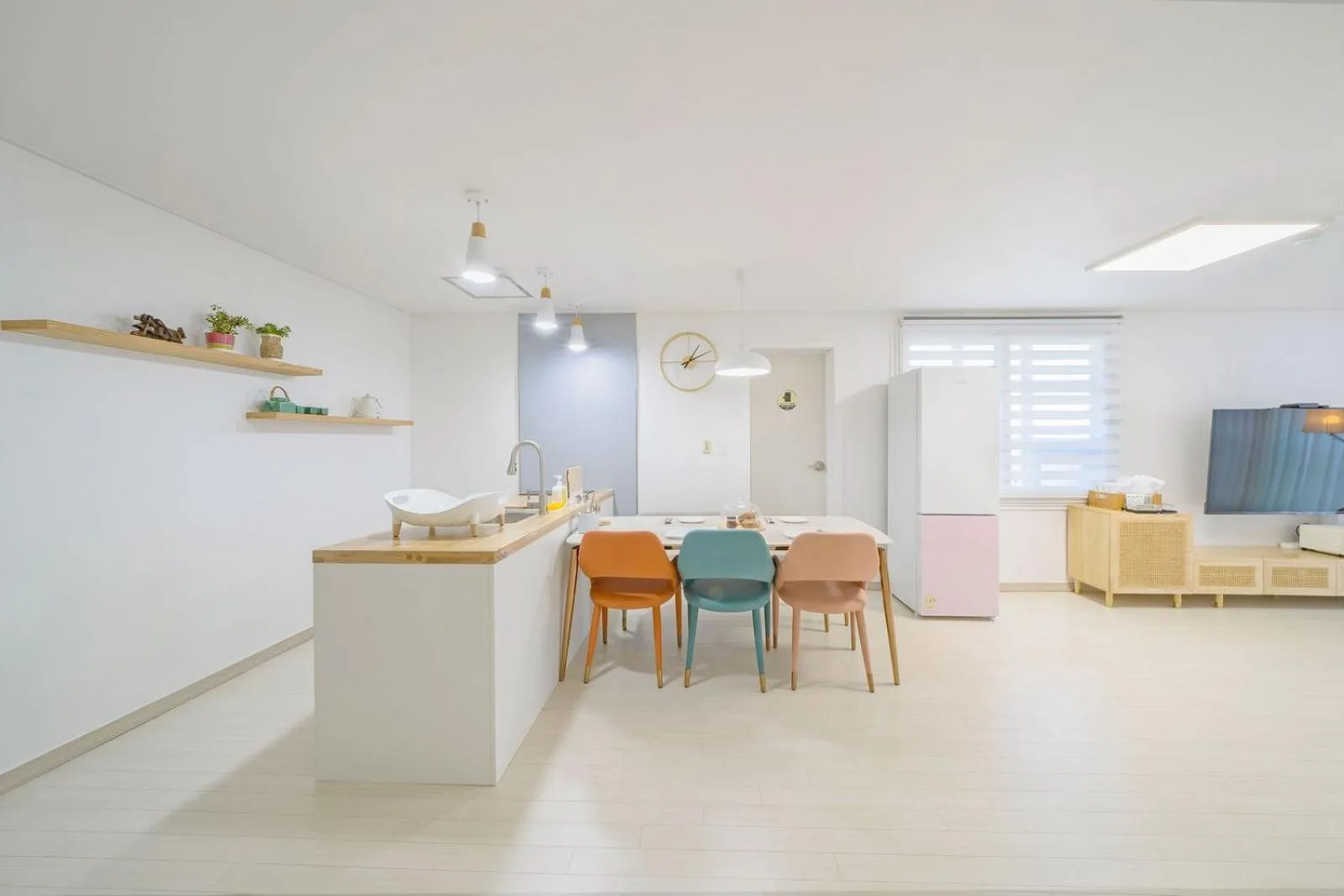 kitchen in Zio Pinetree