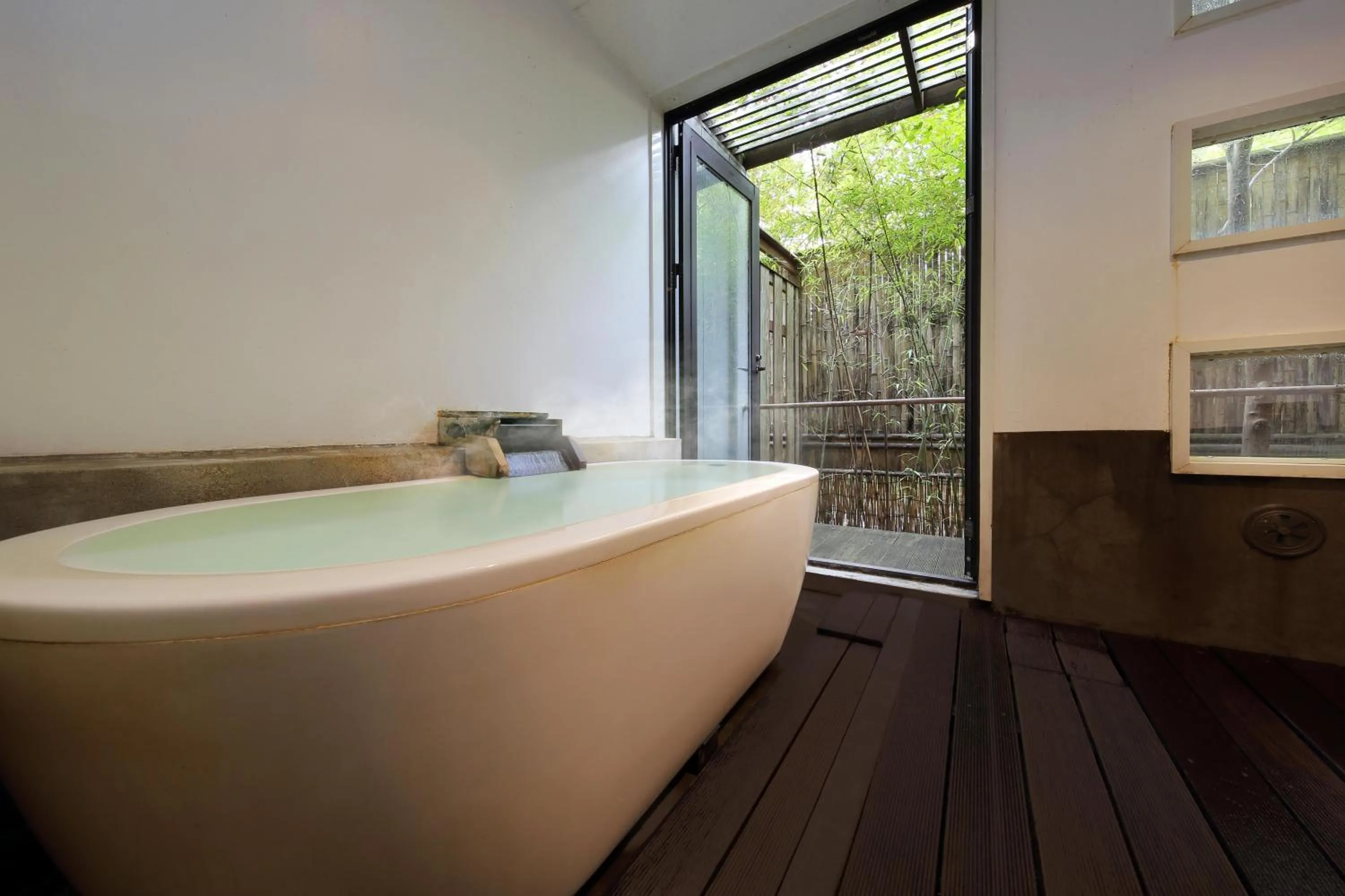 Hot Spring Bath in Yamayuri no Yado