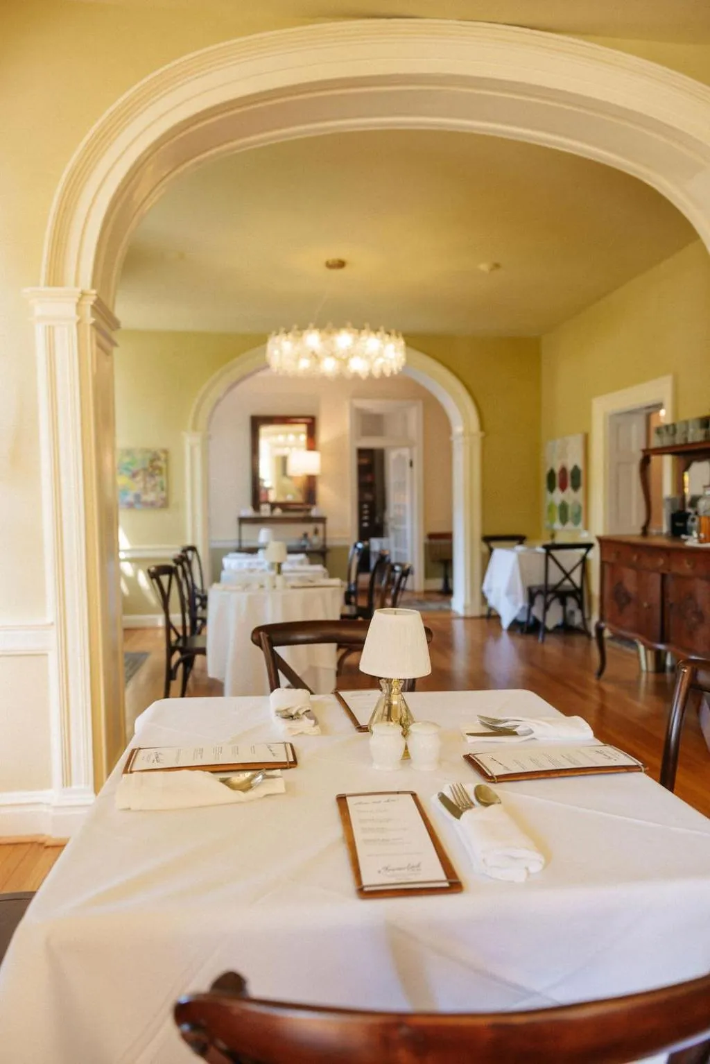 Breakfast in Ironclad Inn and Bourbon Room