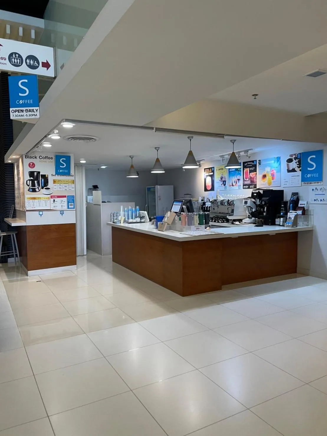 Coffee/tea facilities in Sunee Grand Hotel and Convention Center