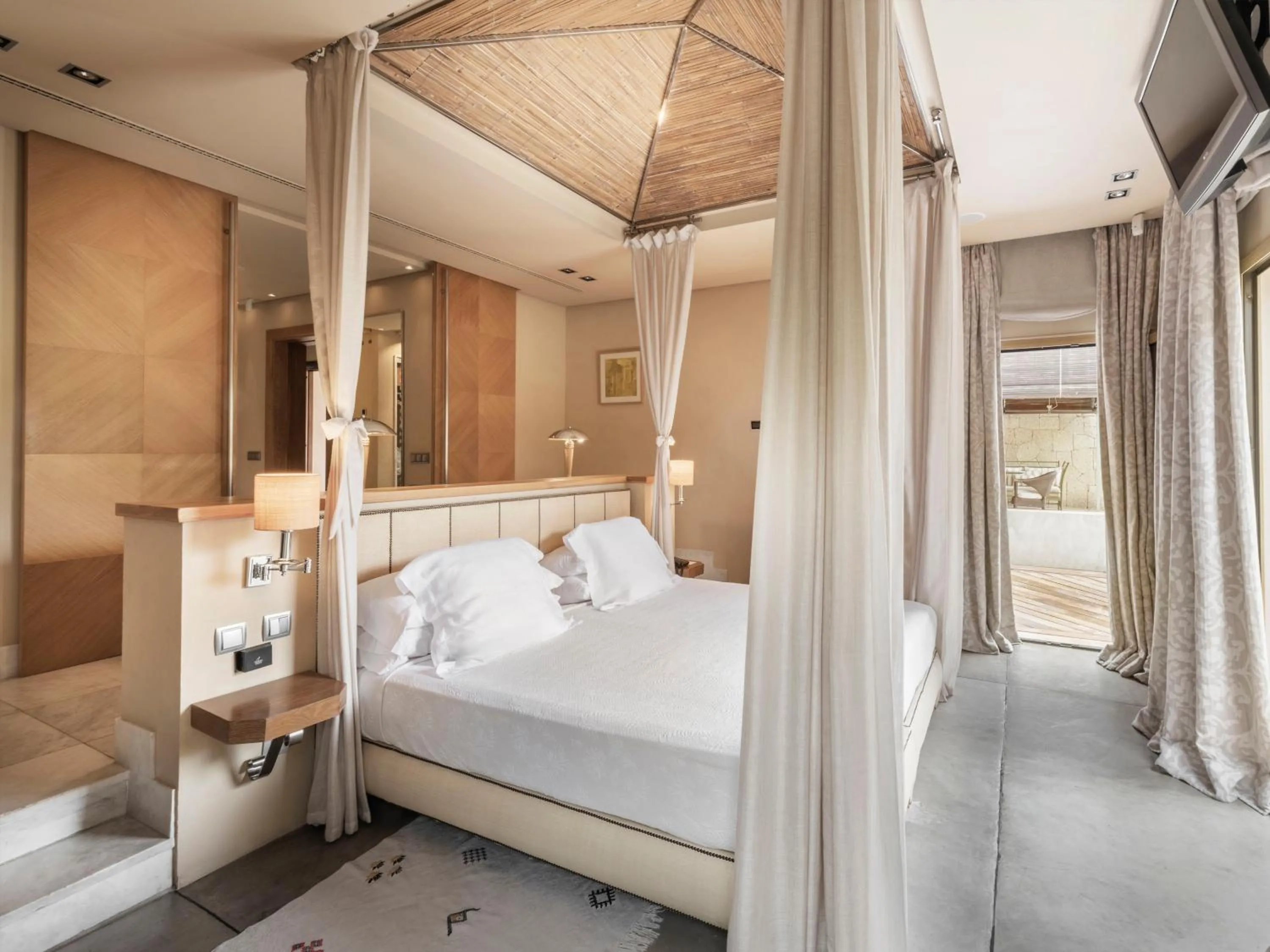 Bed in The Villas at Bahia del Duque