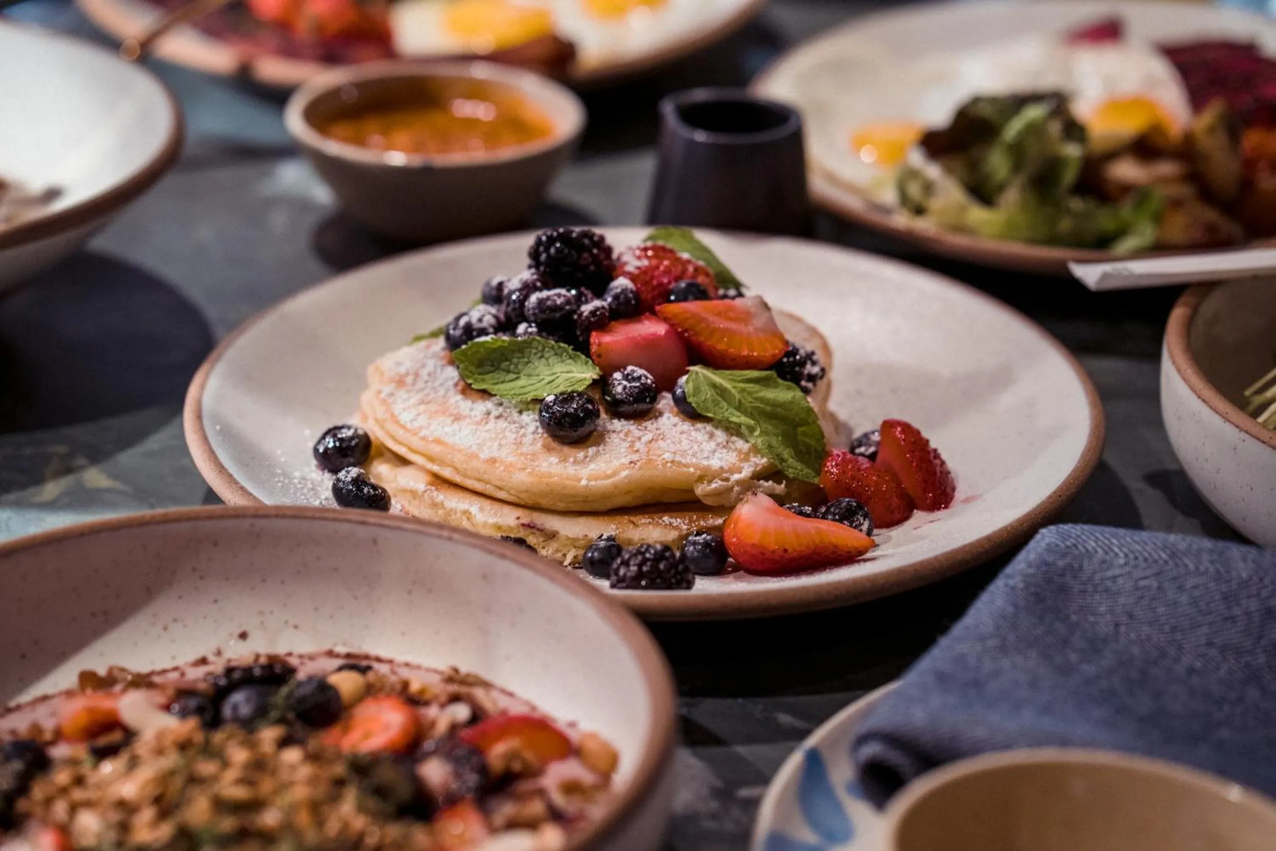 Restaurant/places to eat in Populus Seattle