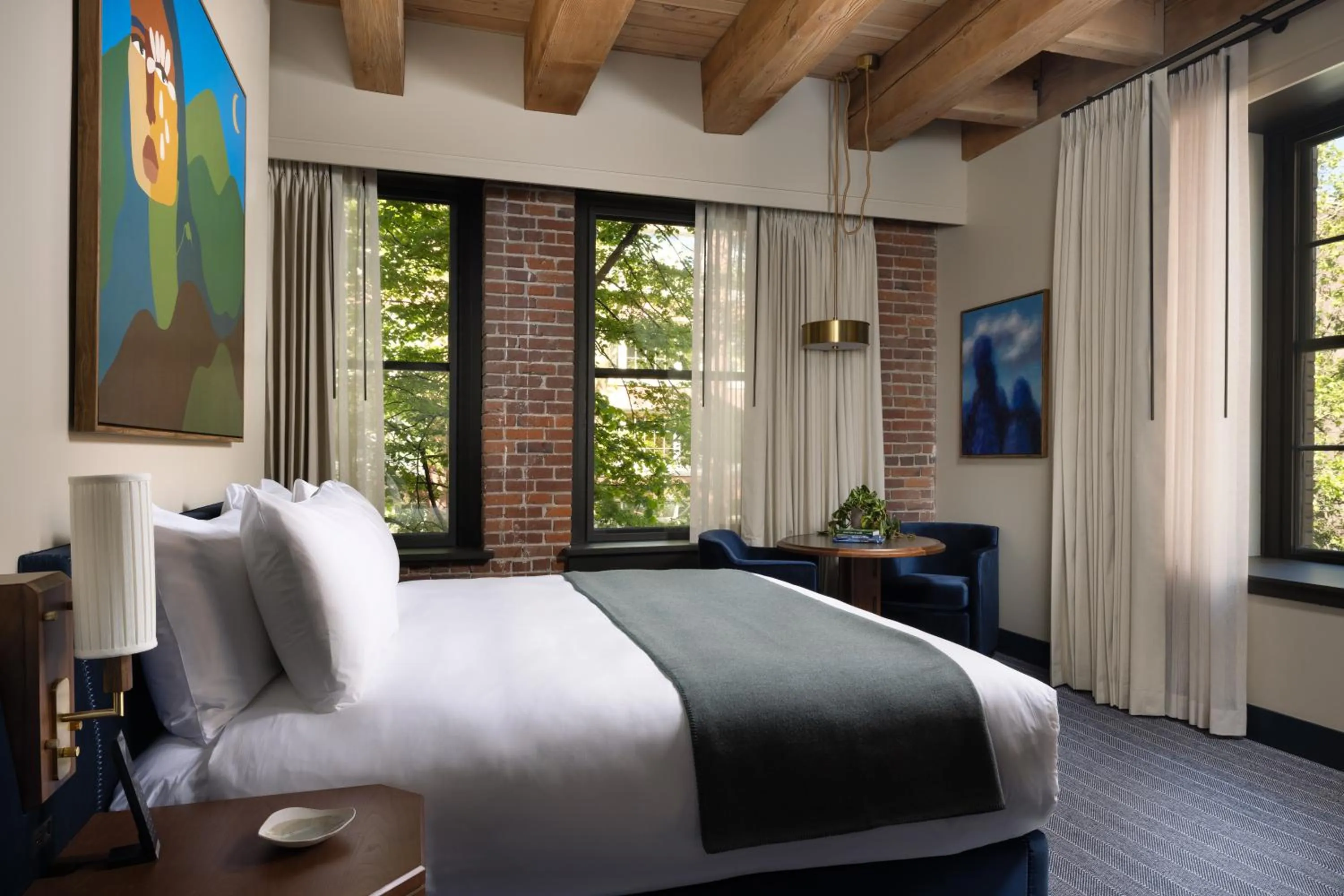 View (from property/room), Bed in Populus Seattle