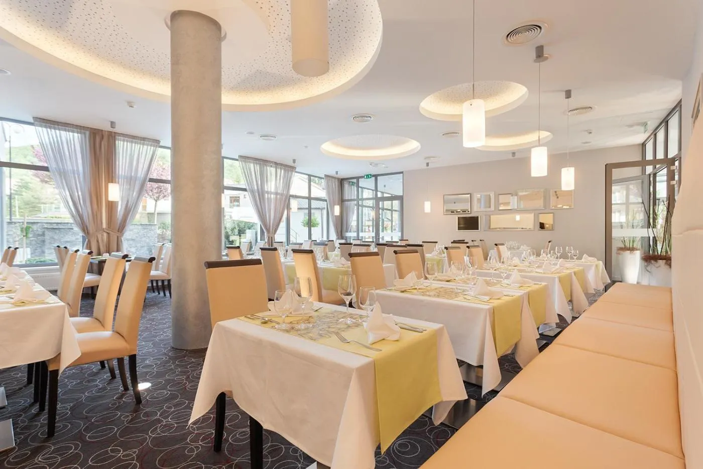 Restaurant/places to eat in Wellness Hotel Panorama