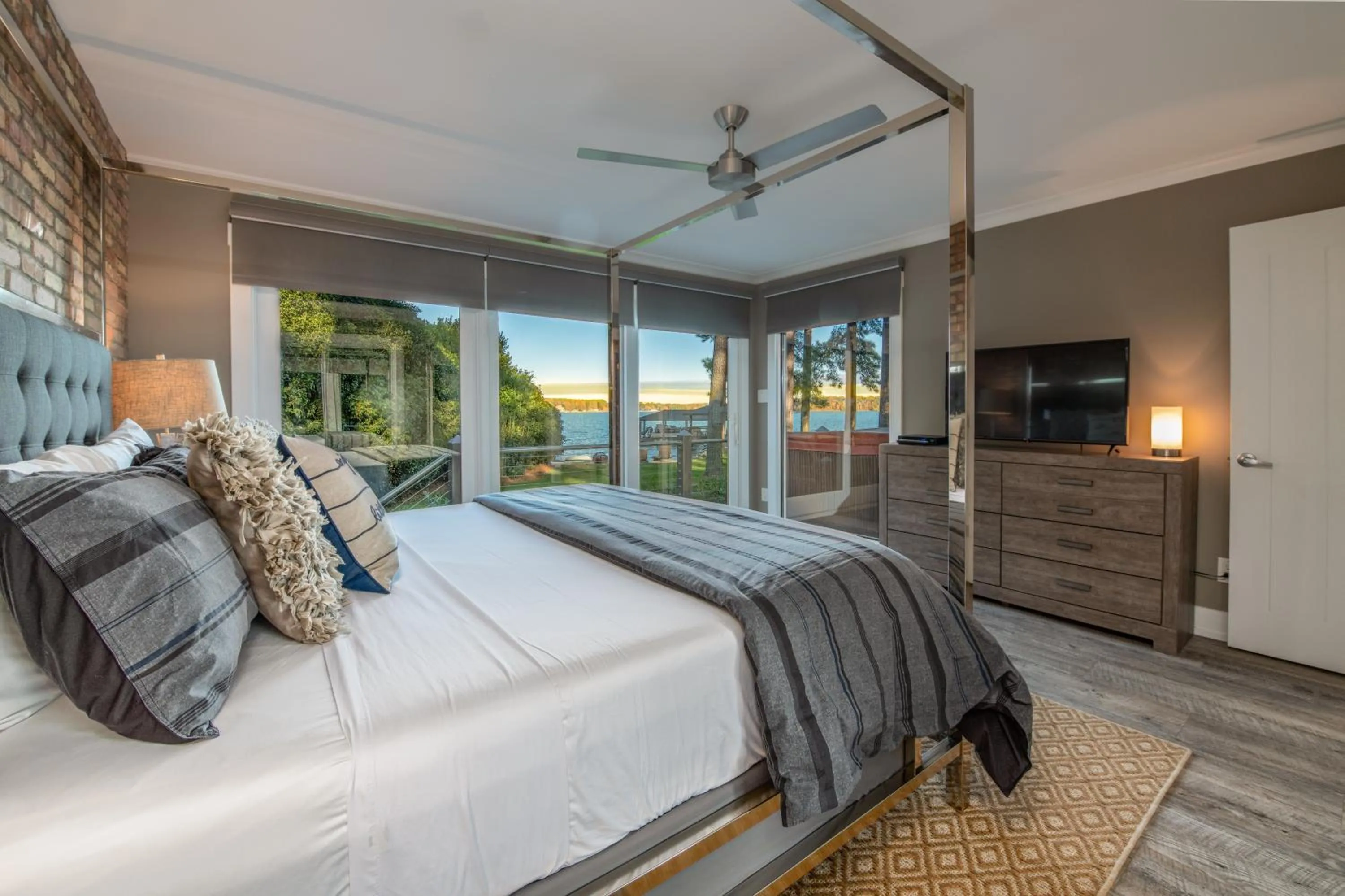 Bed in Lake Norman Playaway