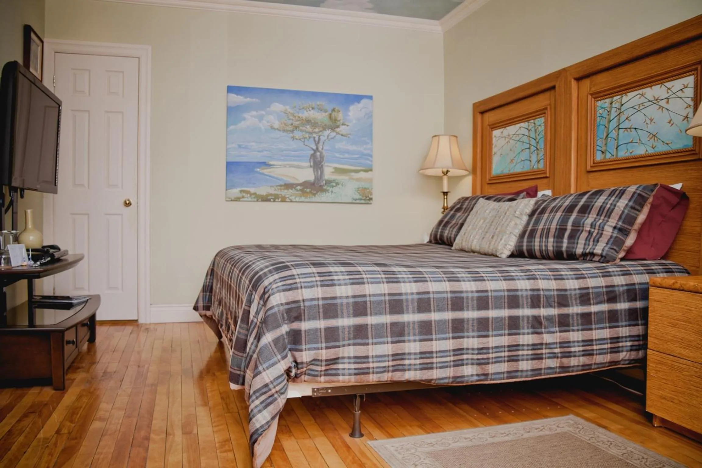 Photo of the whole room, Bed in Maison Des Jardins B & B