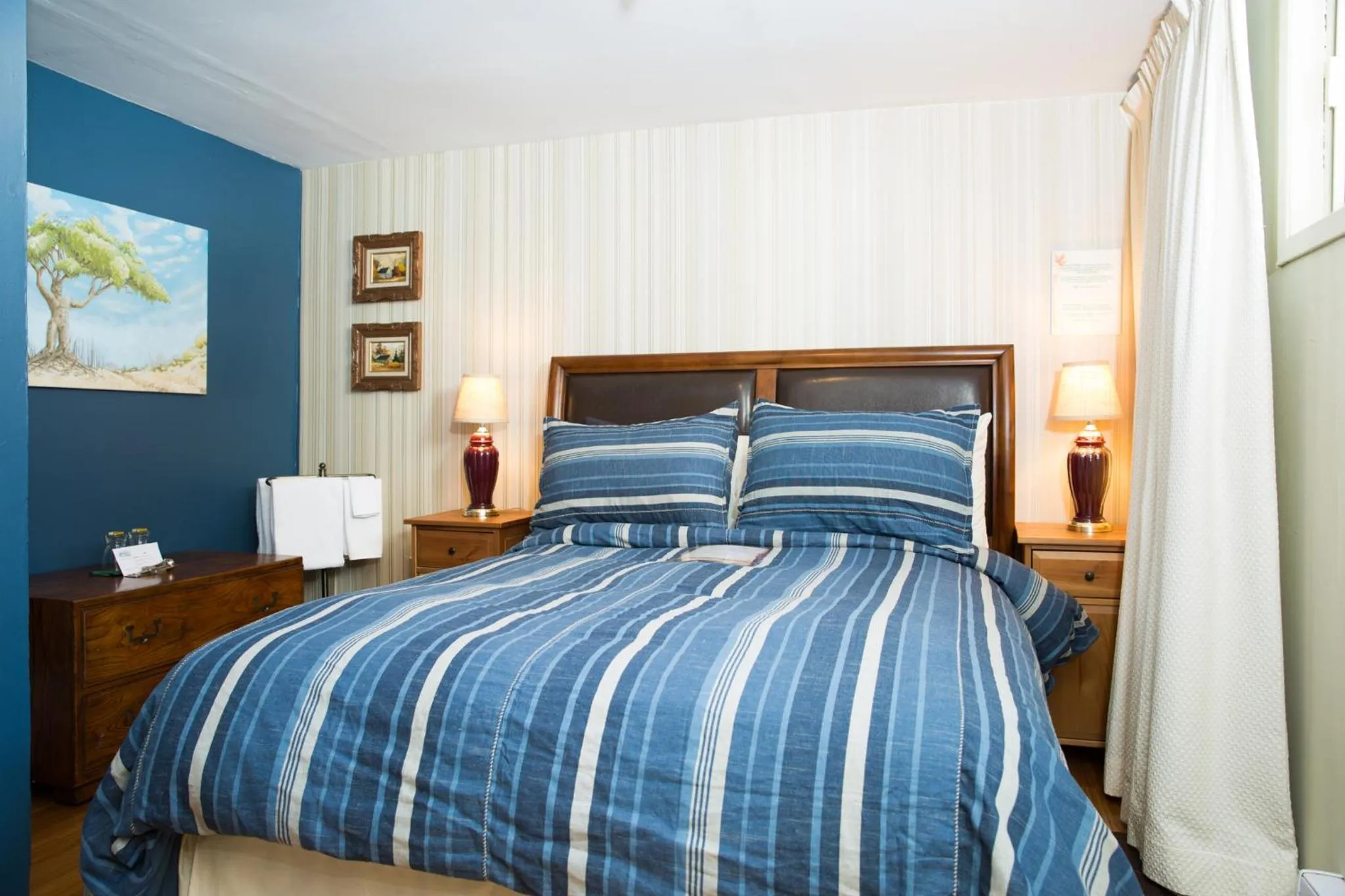 Bed in Maison Des Jardins B & B