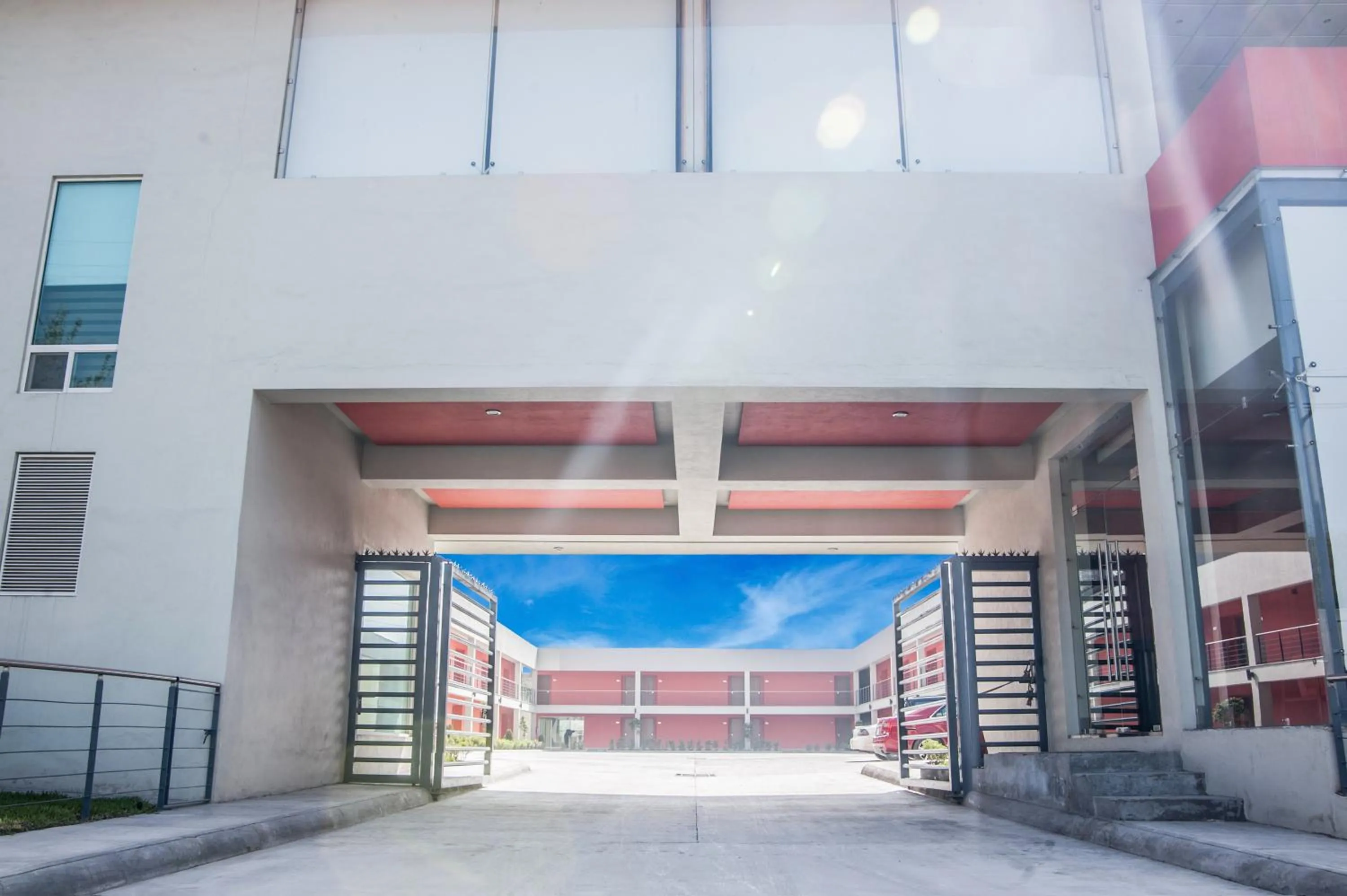 Day in MBM Red Sun Hotel