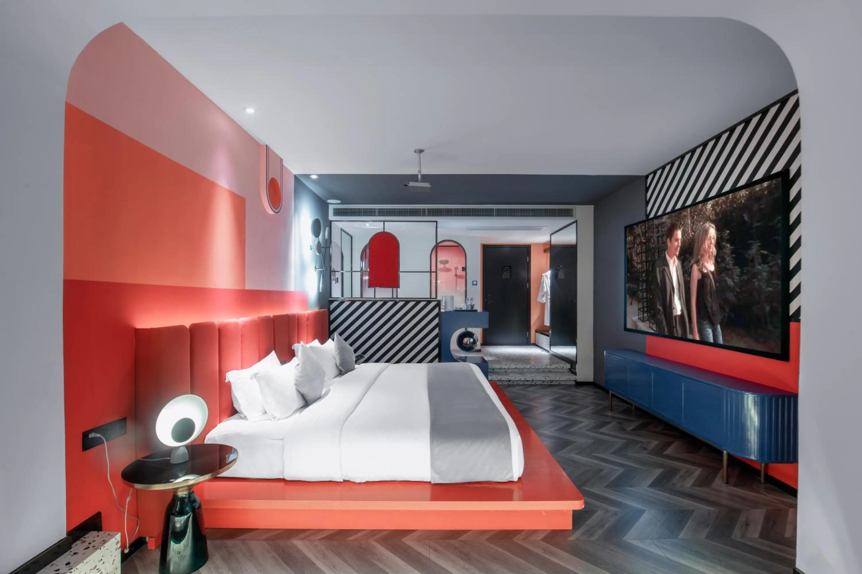 Bed in ReVia Skyline River View Hotel Chongging