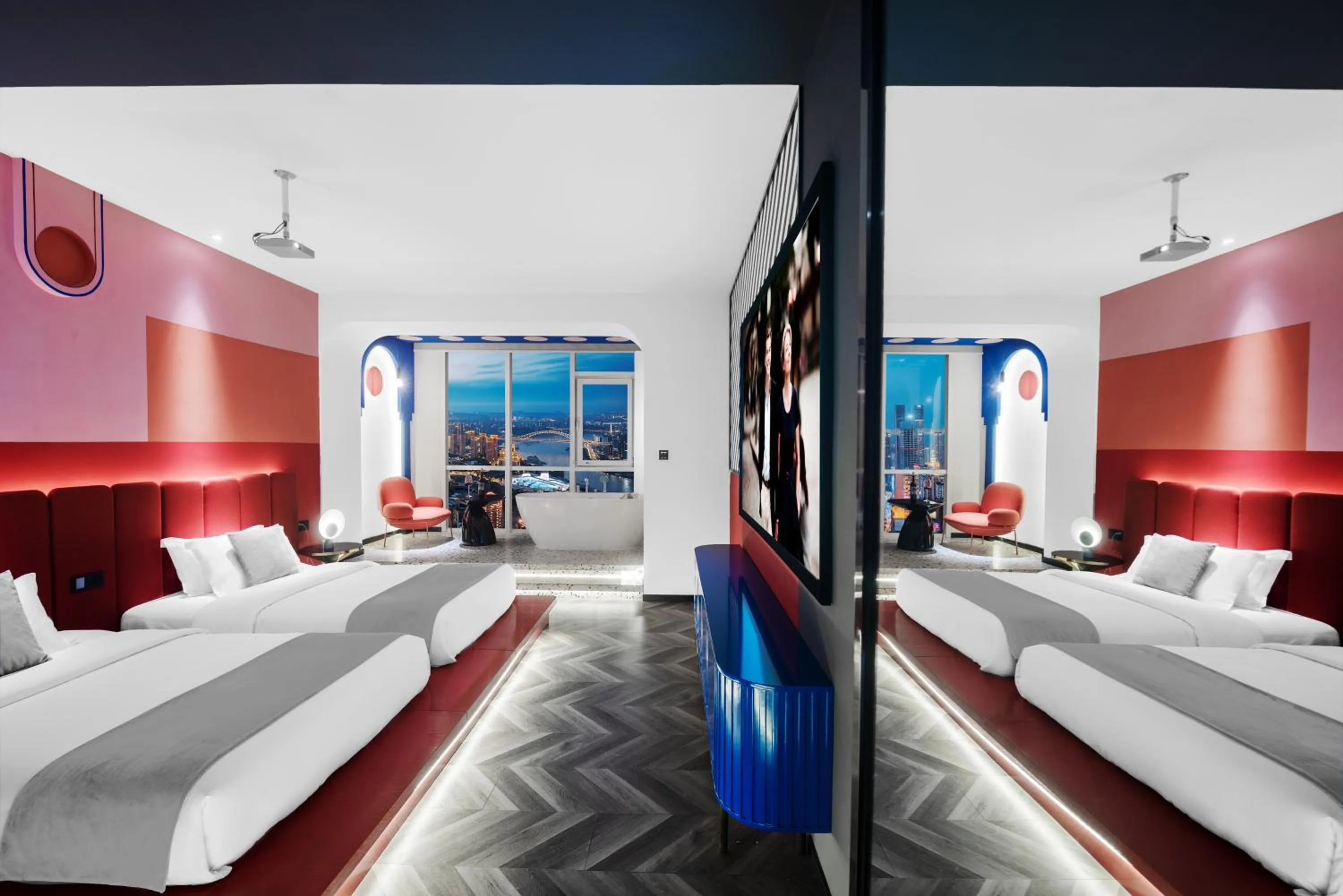 Bed in ReVia Skyline River View Hotel Chongging