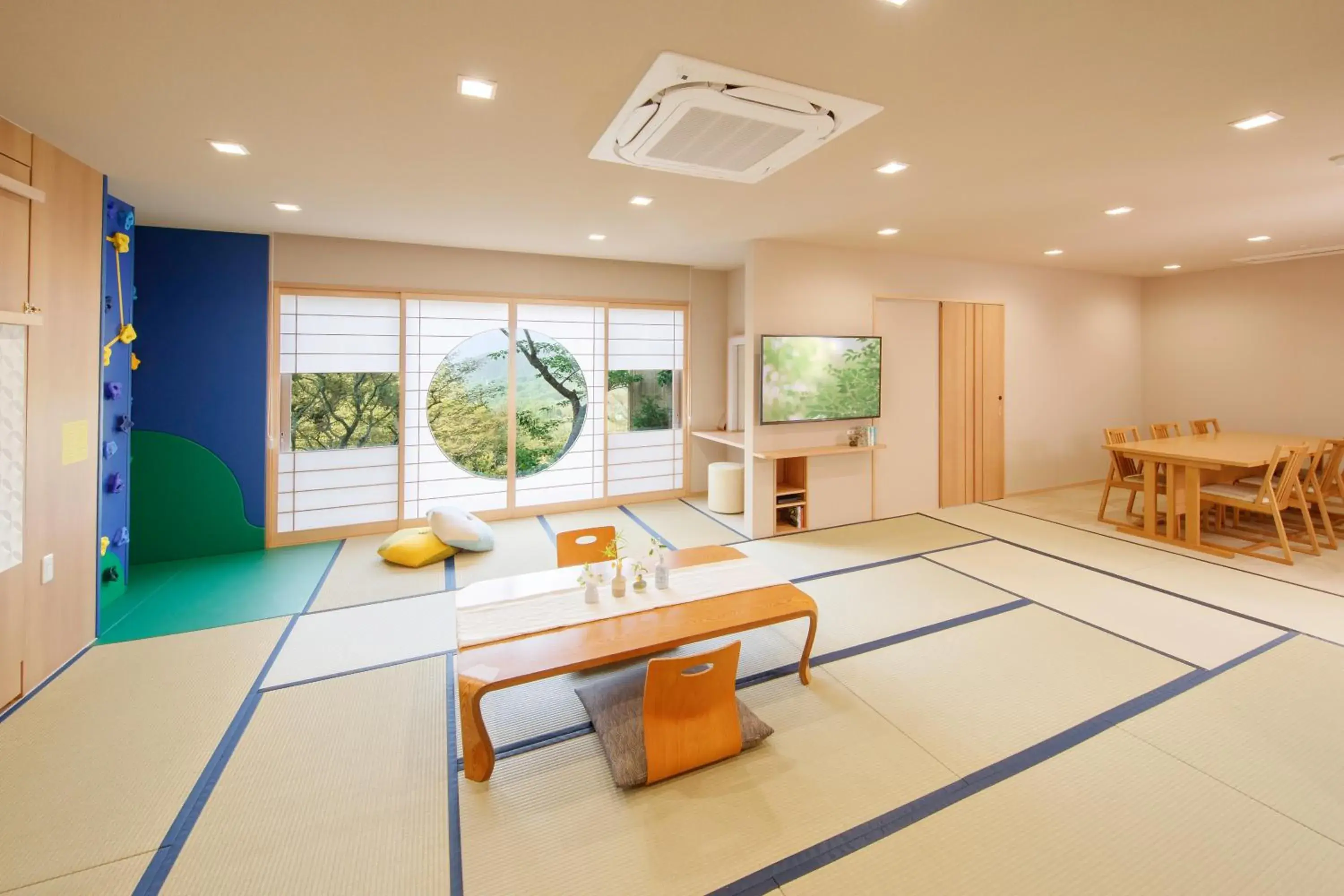 Japanese Style Family Suite 78sqm with Open-Air Bath - Non Smoking in Arima Onsen Motoyu Ryuusenkaku Japanese Style Family Suite 78sqm with Open-Air Bath - Non Smoking in Arima Onsen Motoyu Ryuusenkaku