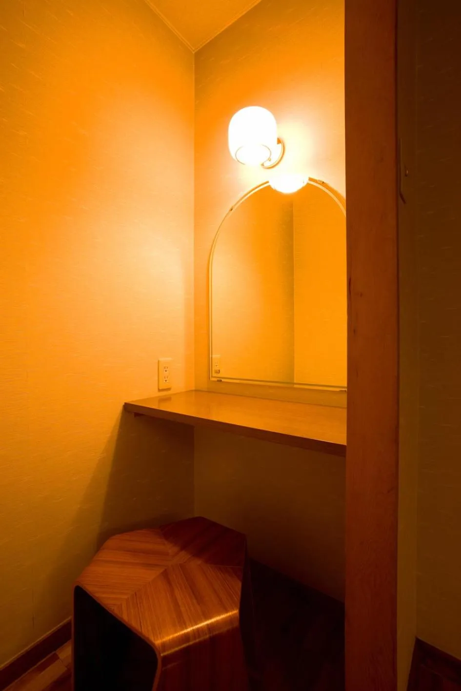 Photo of the whole room in Shinshiyo