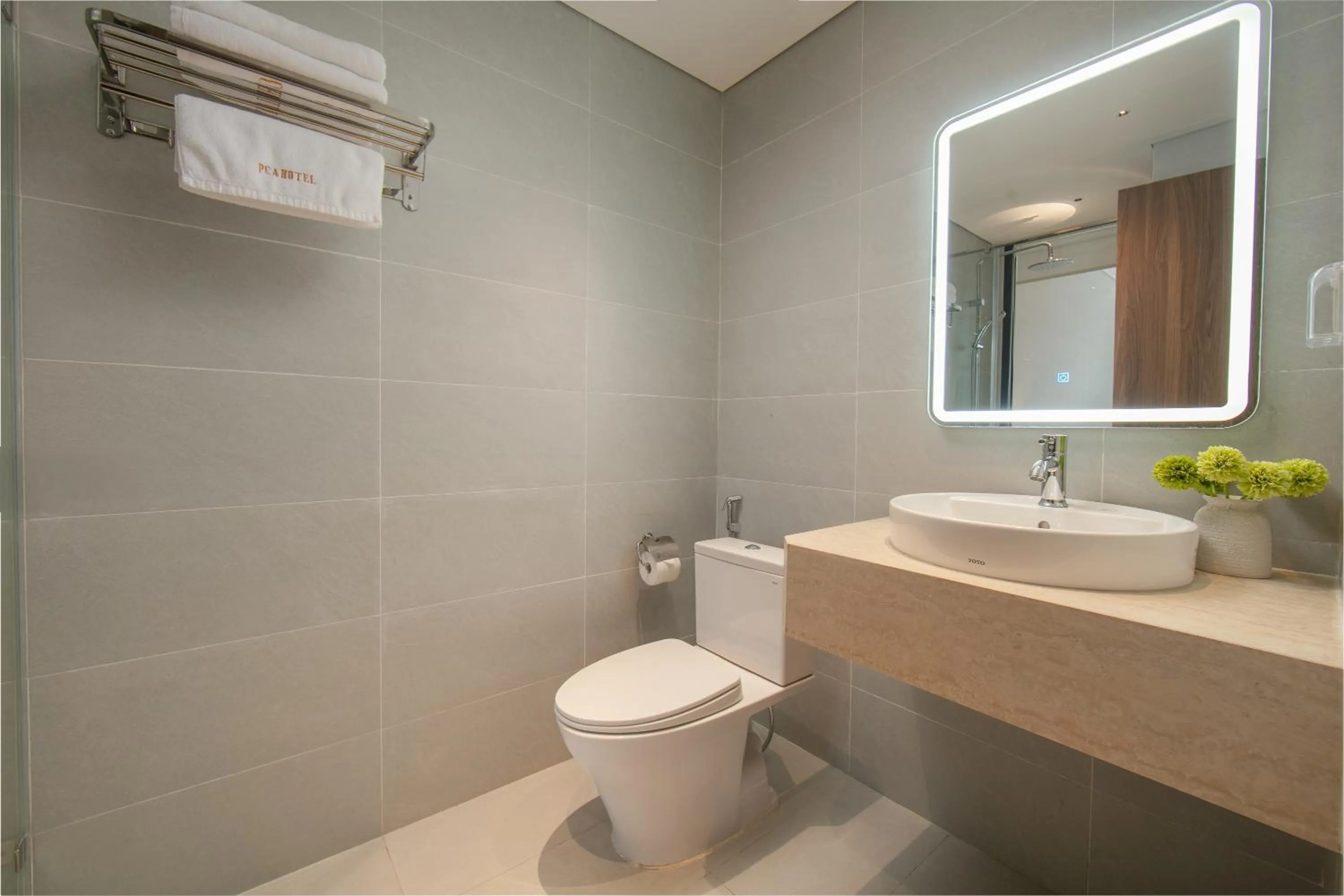 Shower in PCA HOTEL 2 - Vinhomes Ocean Park