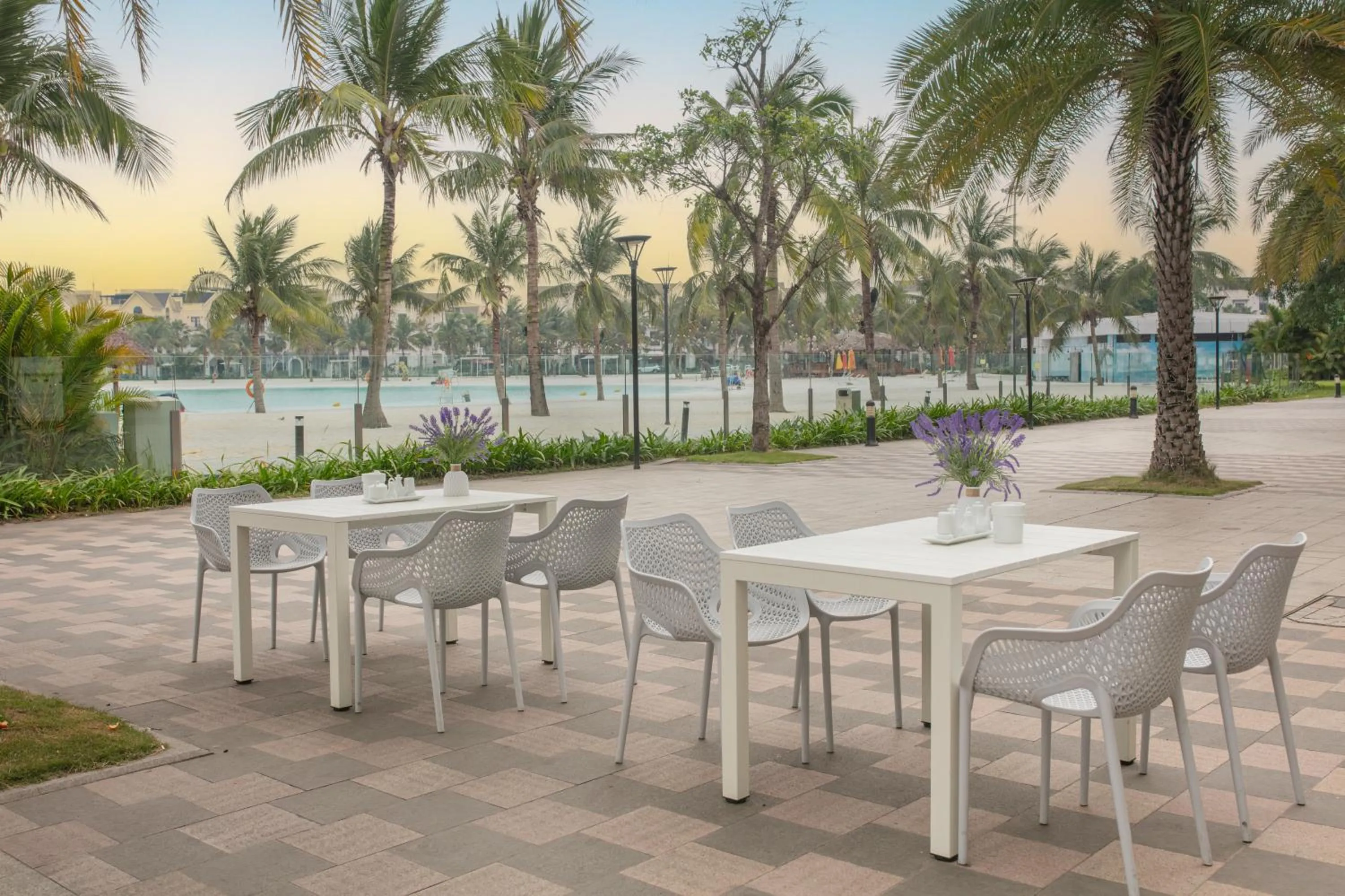 Restaurant/places to eat in PCA HOTEL 2 - Vinhomes Ocean Park