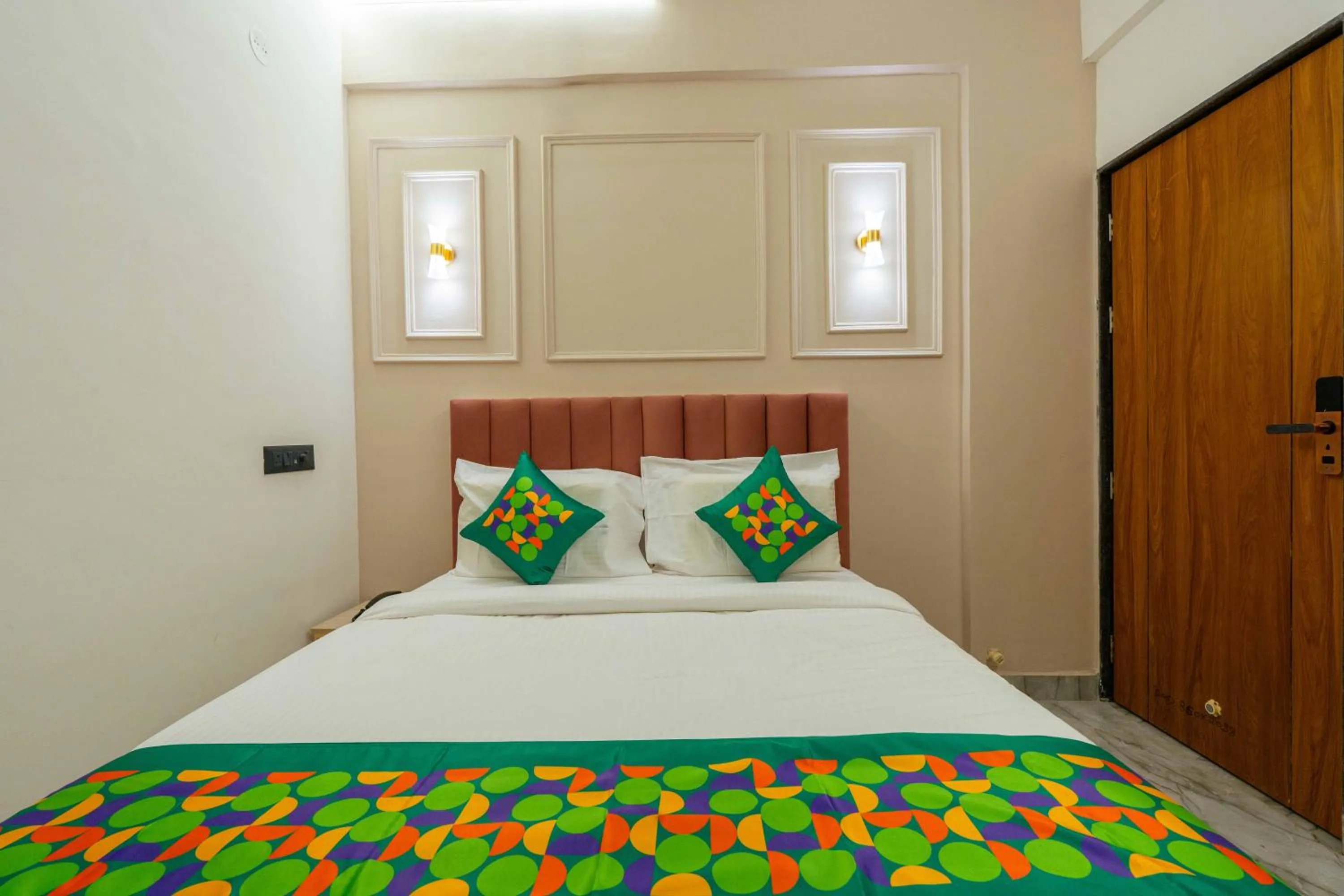 Bedroom, Bed in Treebo The Tree, Hinjewadi