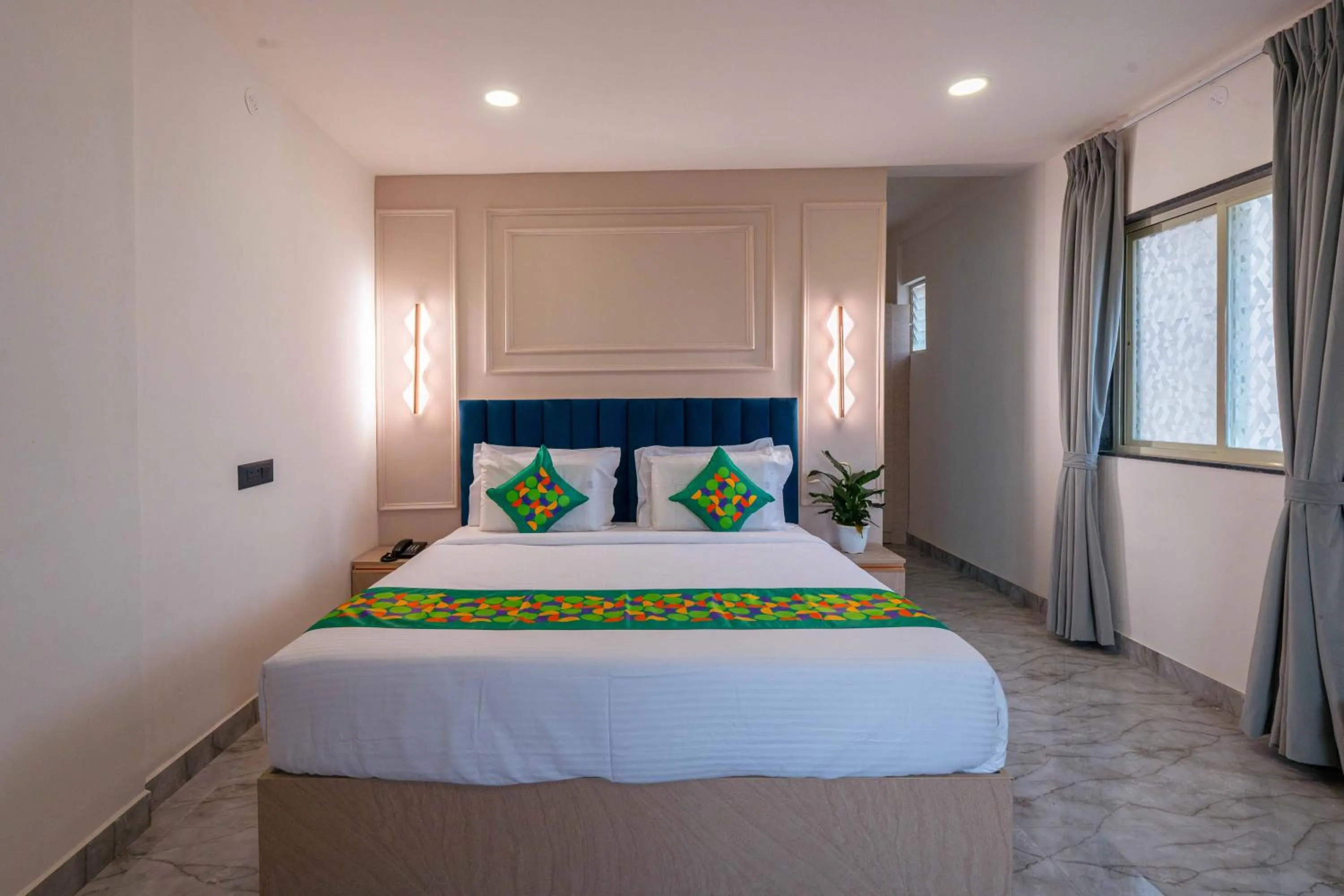 Bedroom, Bed in Treebo The Tree, Hinjewadi