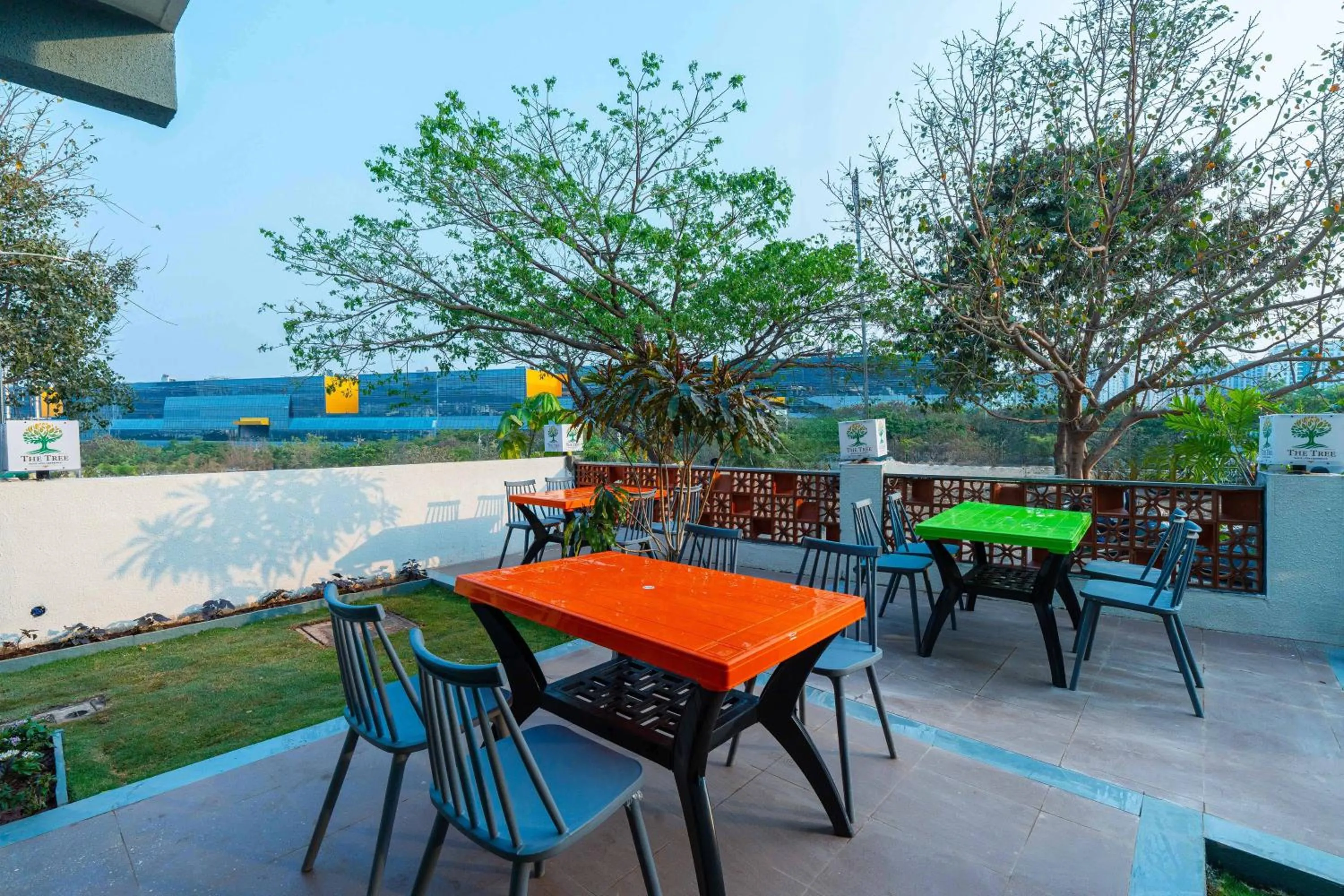 Restaurant/places to eat in Treebo The Tree, Hinjewadi