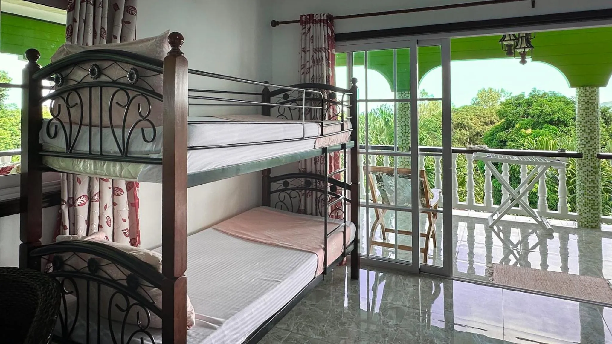 bunk bed, Bed in Villa Hortensia