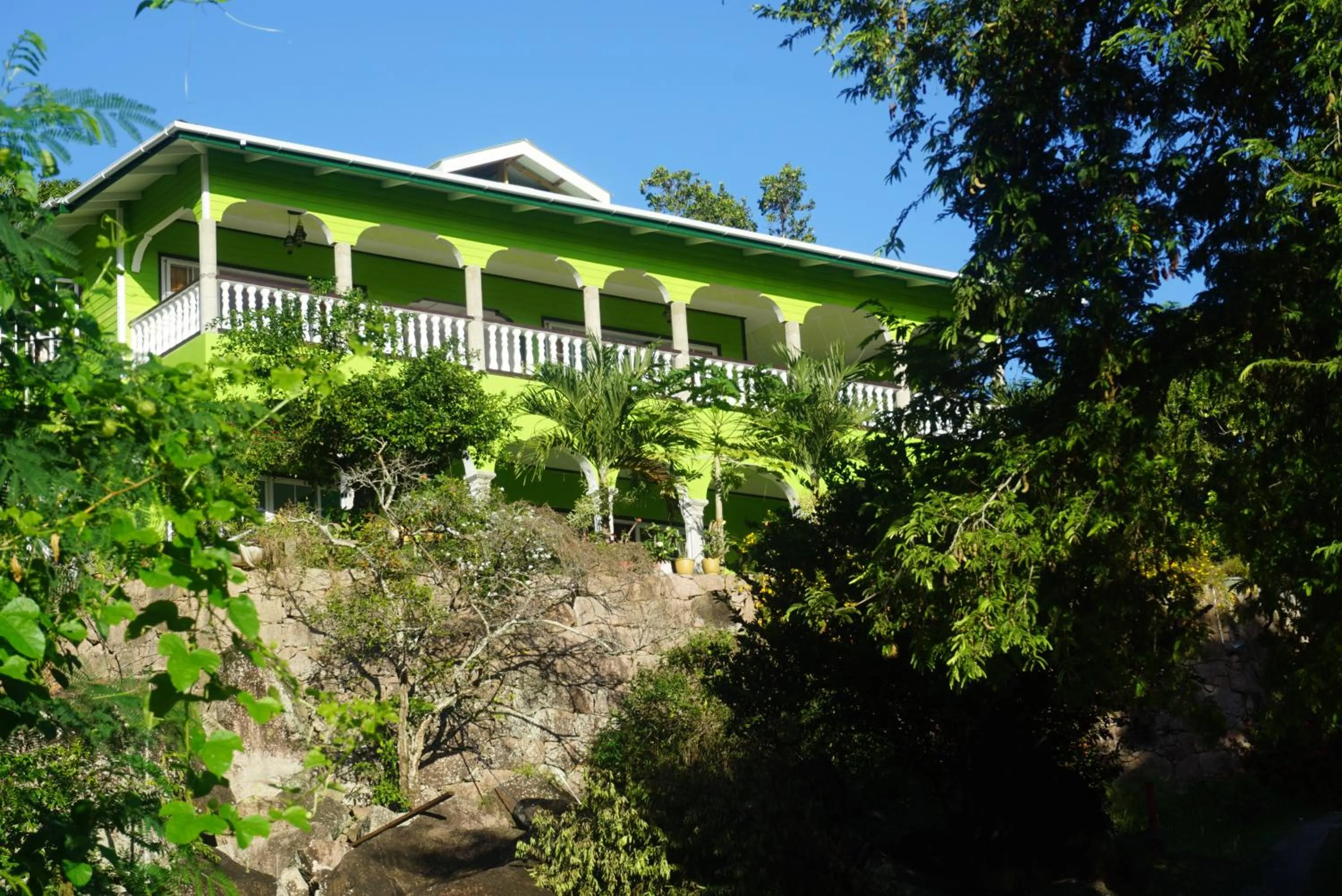 Property building in Villa Hortensia