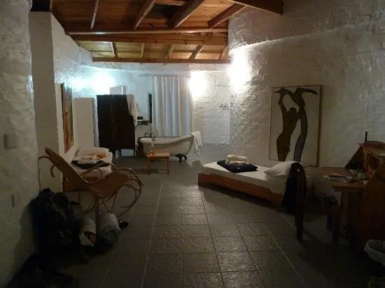 Alternative Space B & B