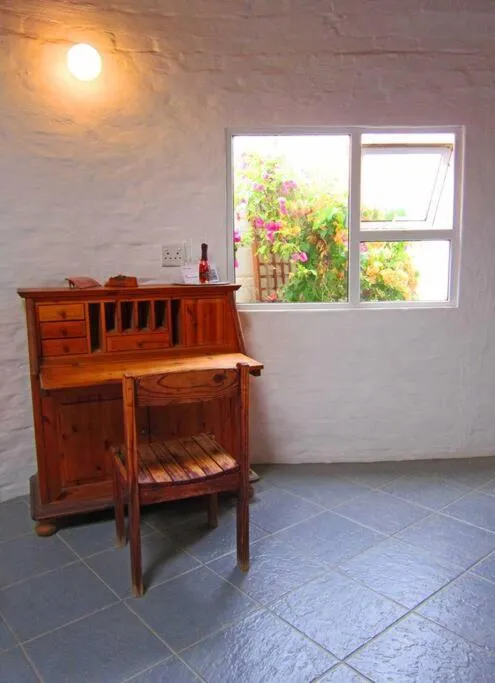 Alternative Space B & B