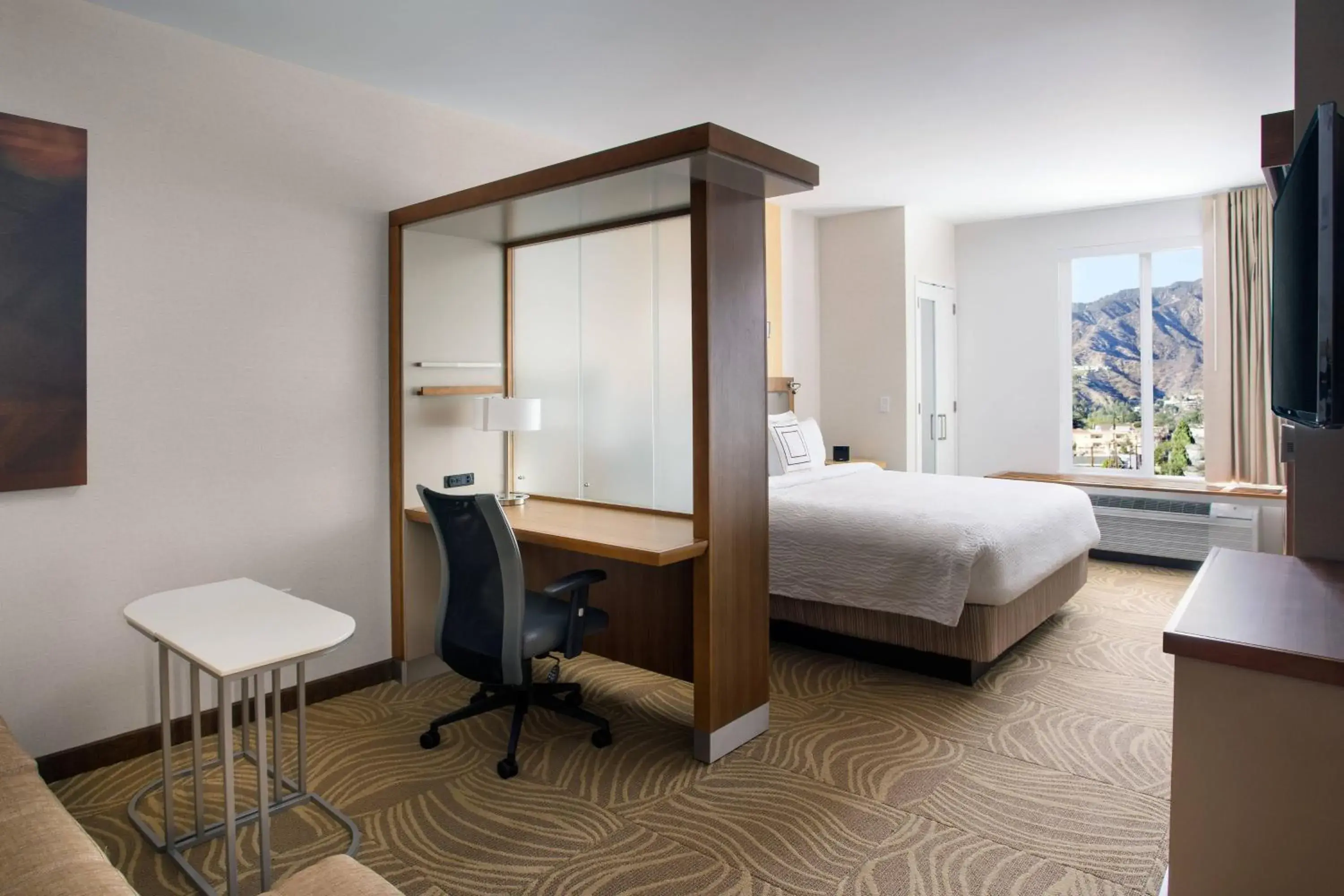 King Studio with Mountain View in SpringHill Suites by Marriott Los Angeles Burbank/Downtown King Studio with Mountain View in SpringHill Suites by Marriott Los Angeles Burbank/Downtown