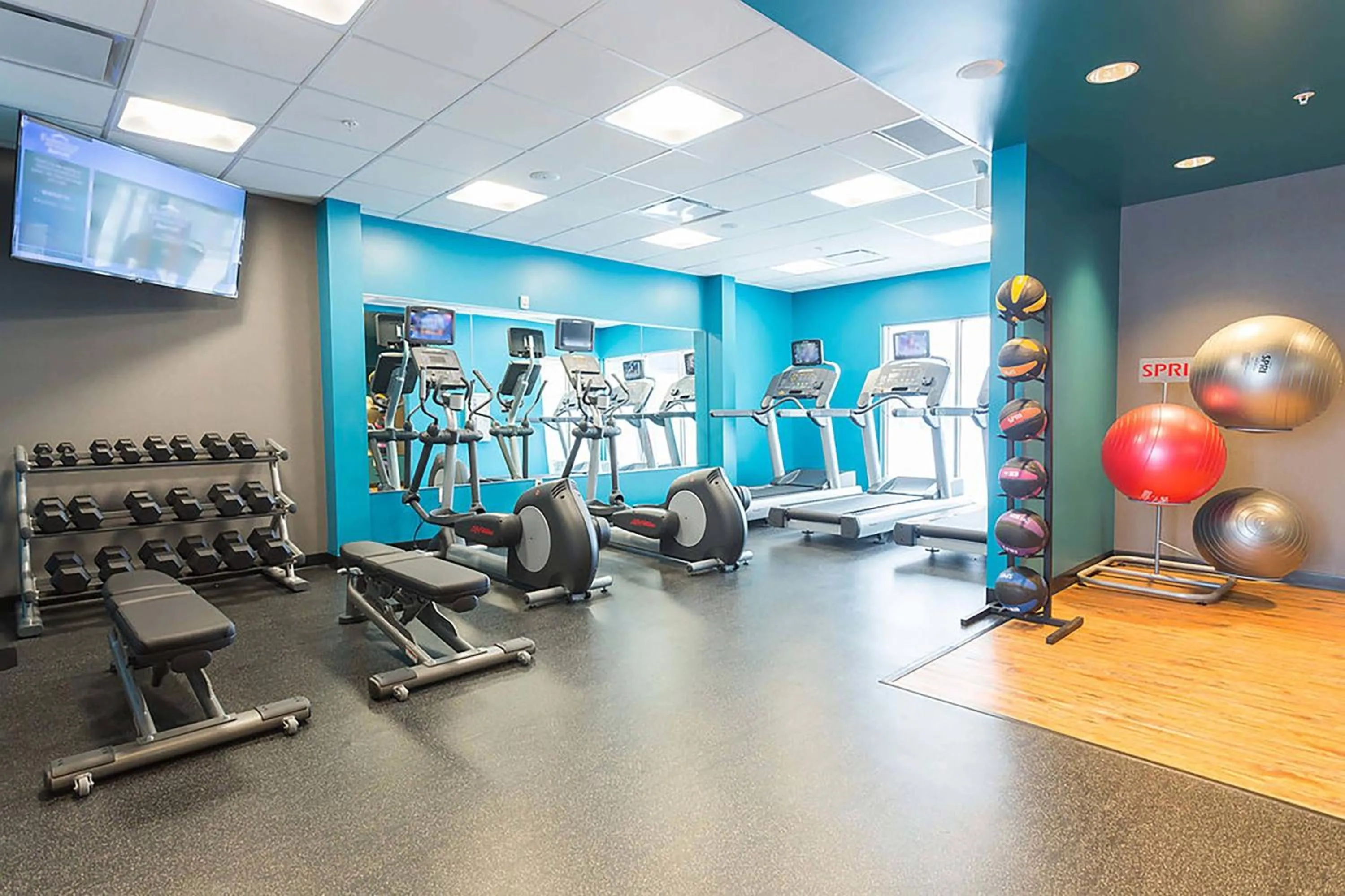 Fitness centre/facilities in Fairfield Inn & Suites by Marriott Jamestown