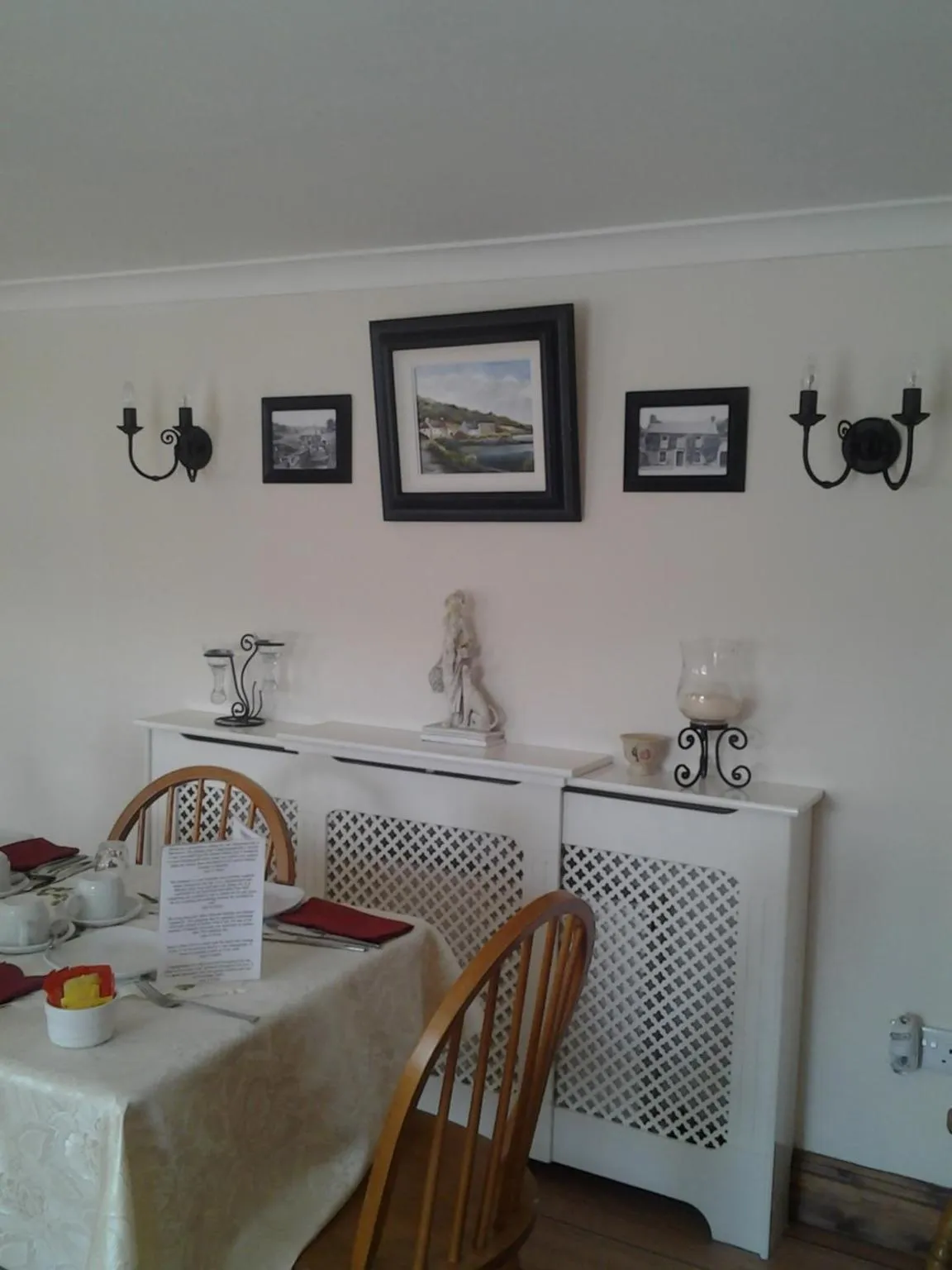 Continental breakfast in Sea Lodge B&B