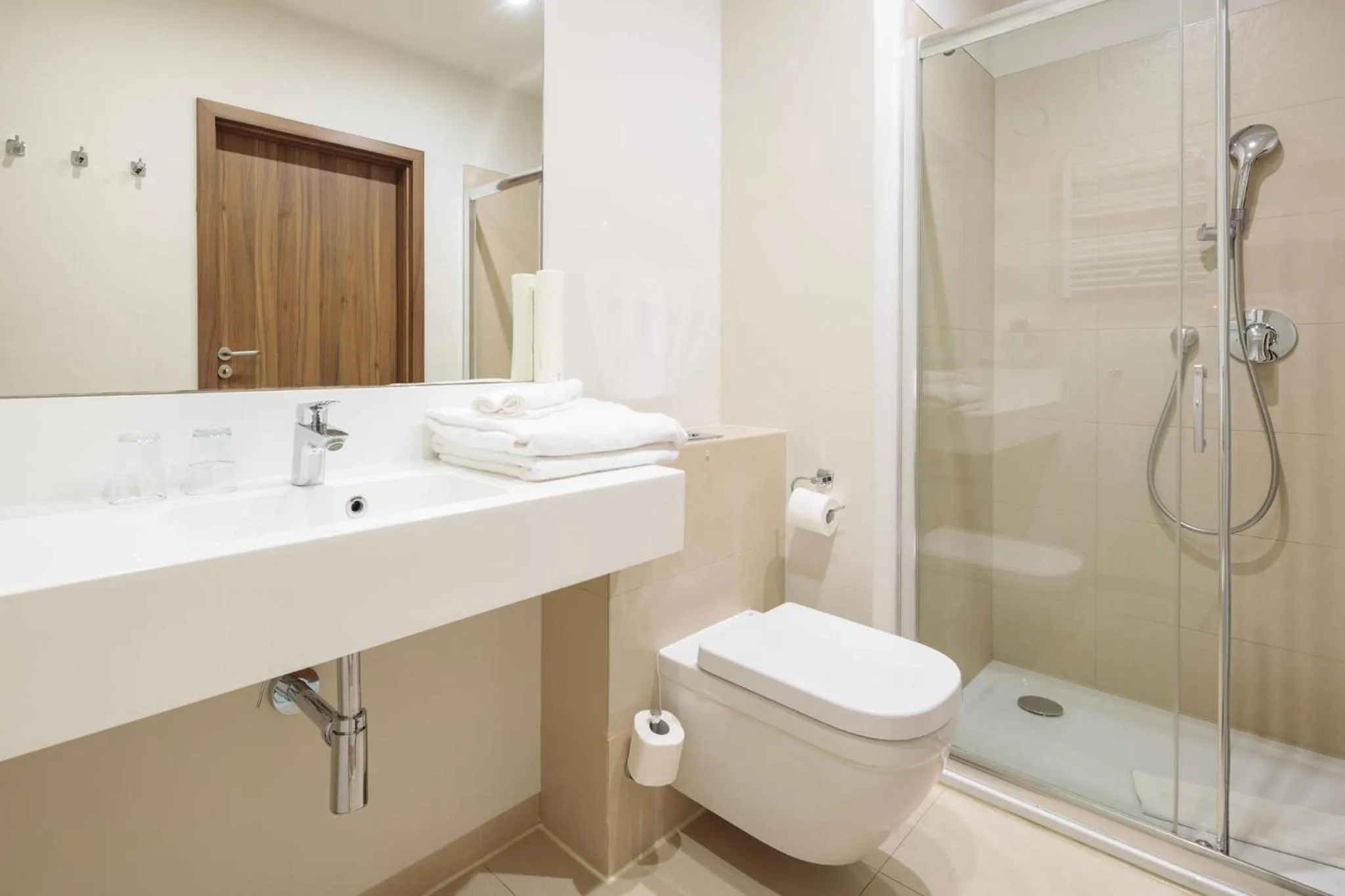 Shower in Baltic Park Molo Apartments by Zdrojowa