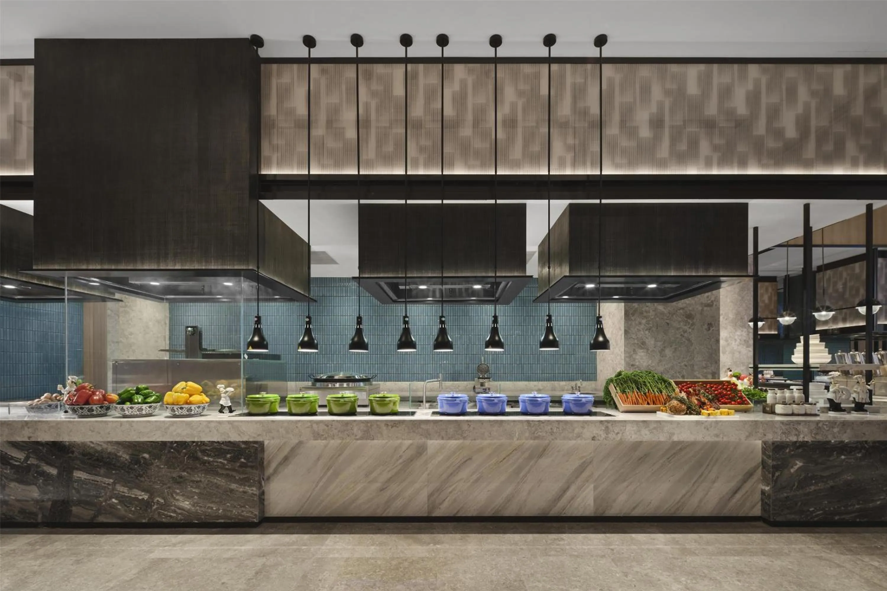 Restaurant/places to eat in Doubletree By Hilton Zhengzhou East