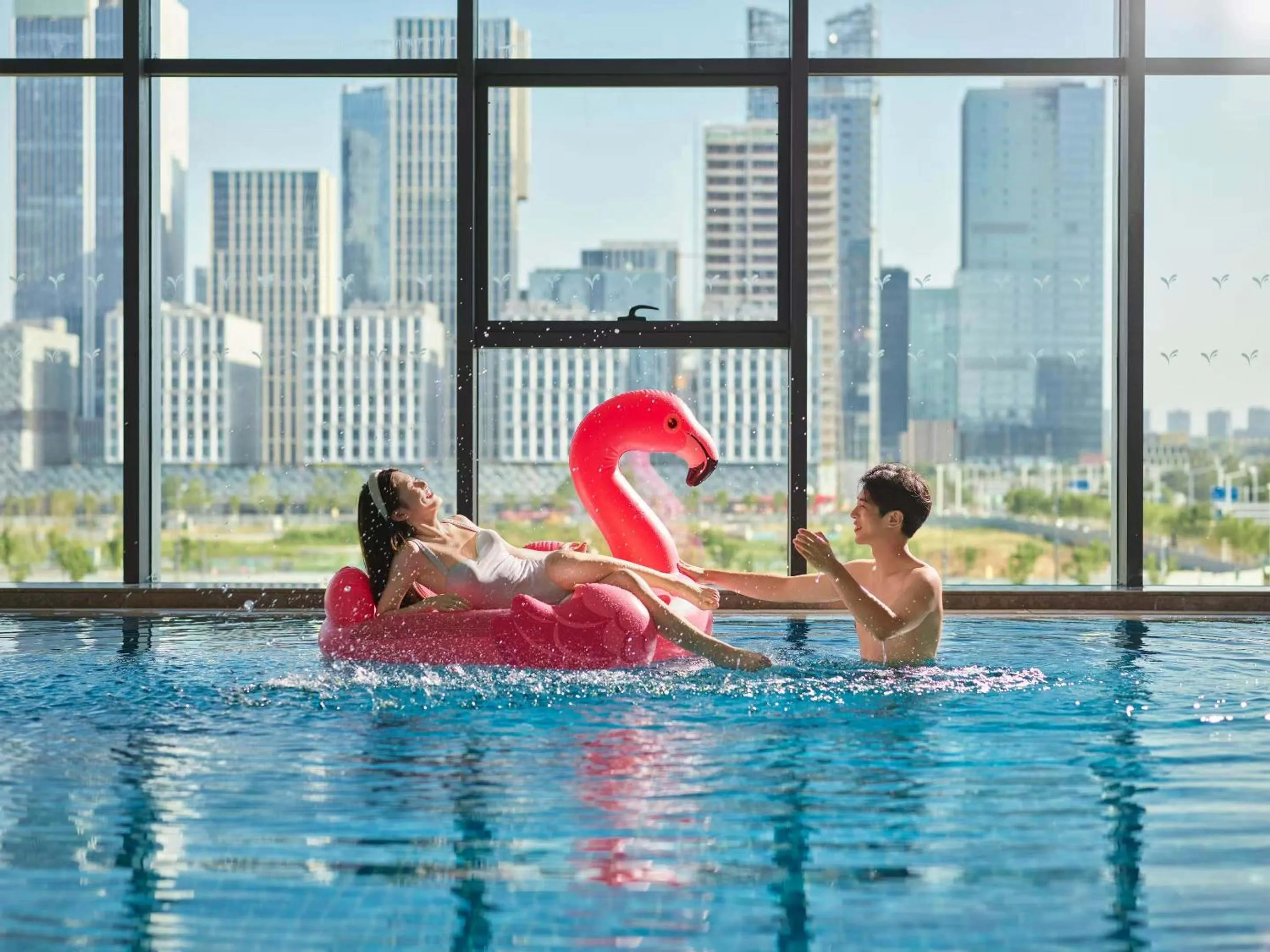 Swimming pool in Doubletree By Hilton Zhengzhou East