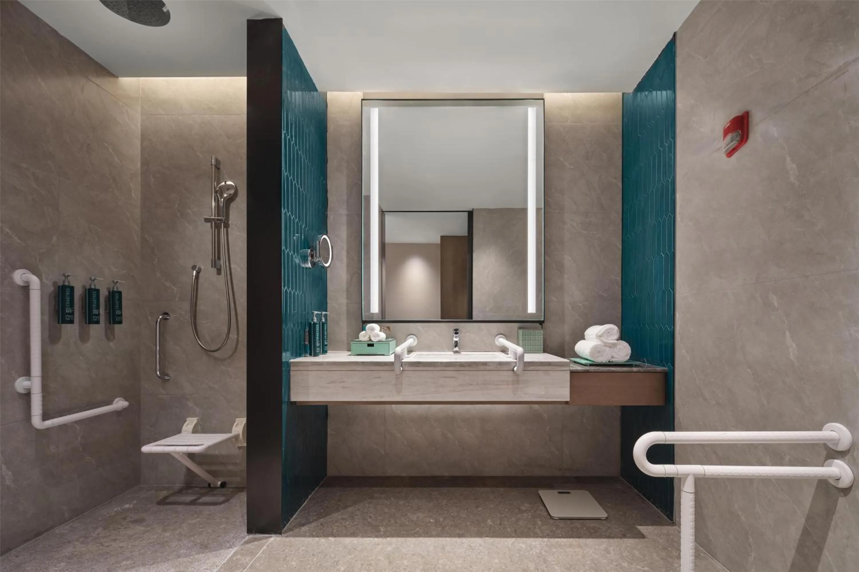 Bathroom in Doubletree By Hilton Zhengzhou East
