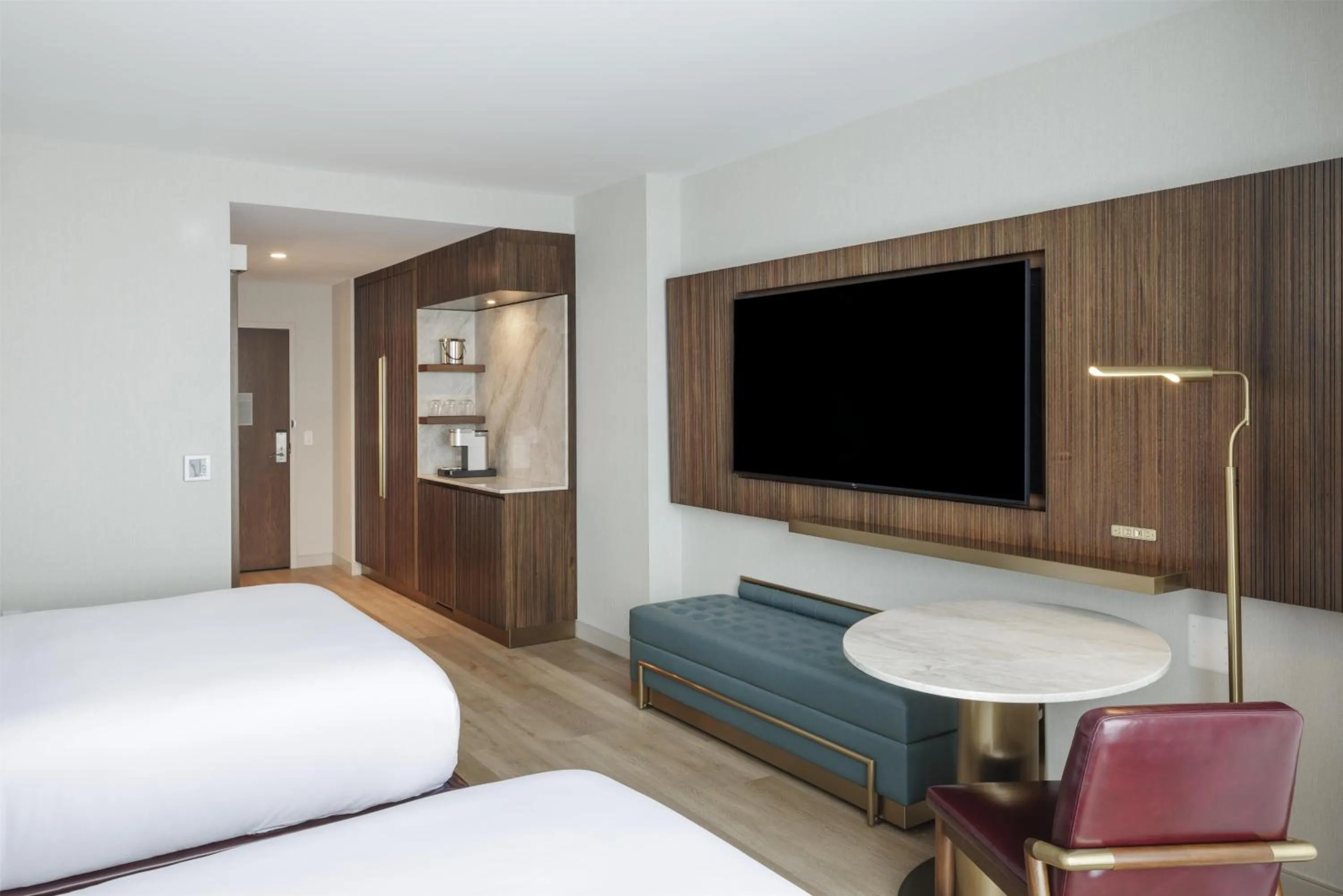 Bed in Hilton Arlington Rosslyn The Key