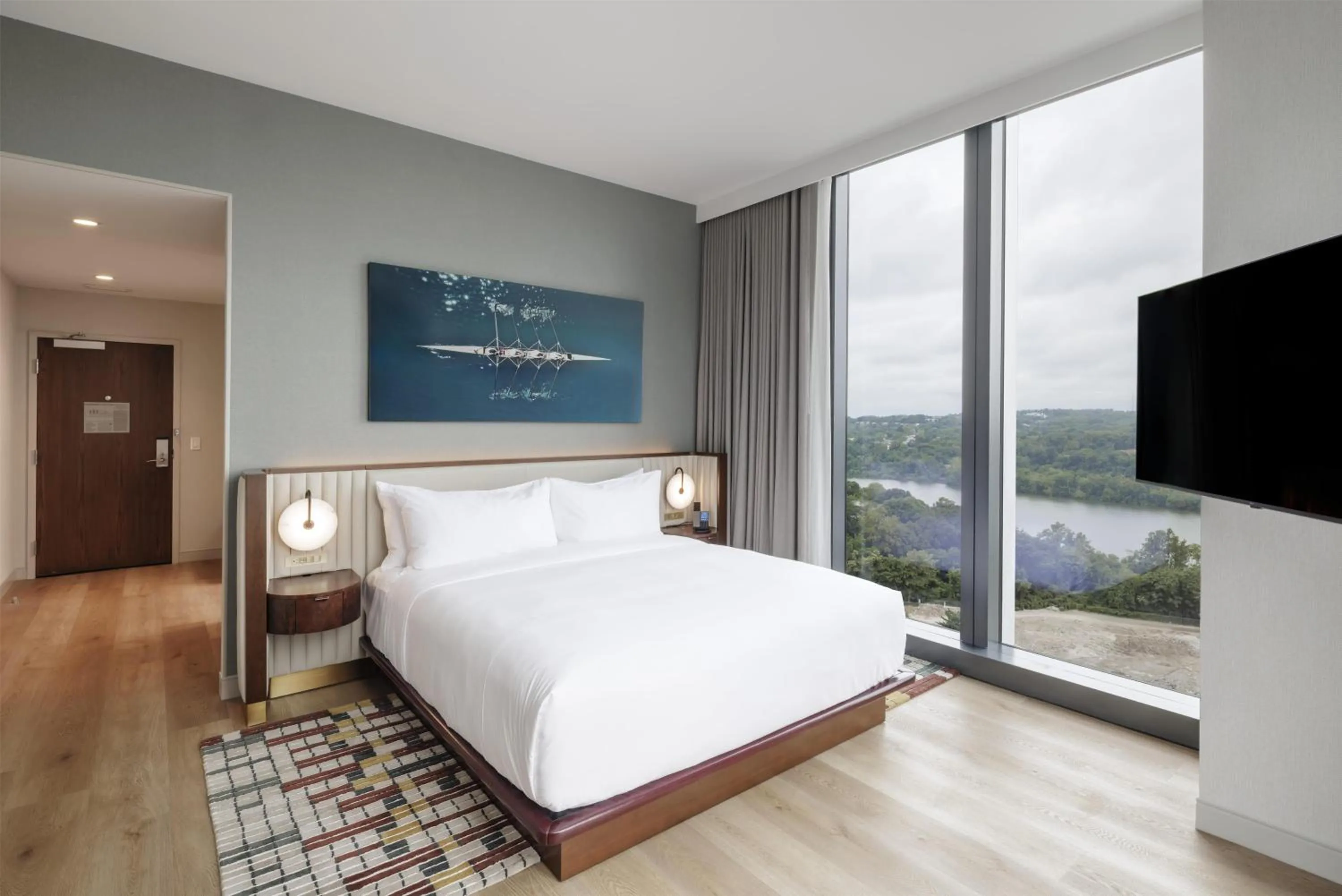 Bed in Hilton Arlington Rosslyn The Key