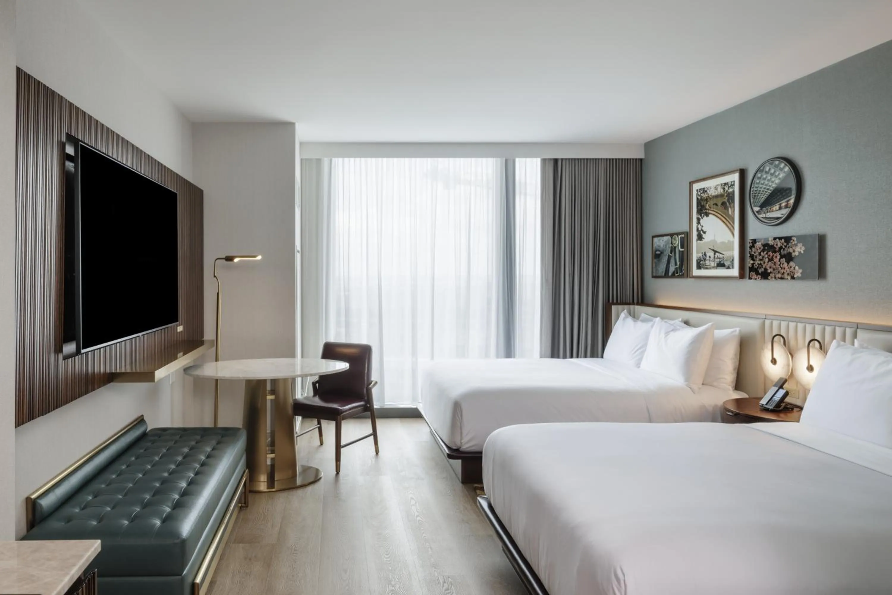 Bedroom, Bed in Hilton Arlington Rosslyn The Key