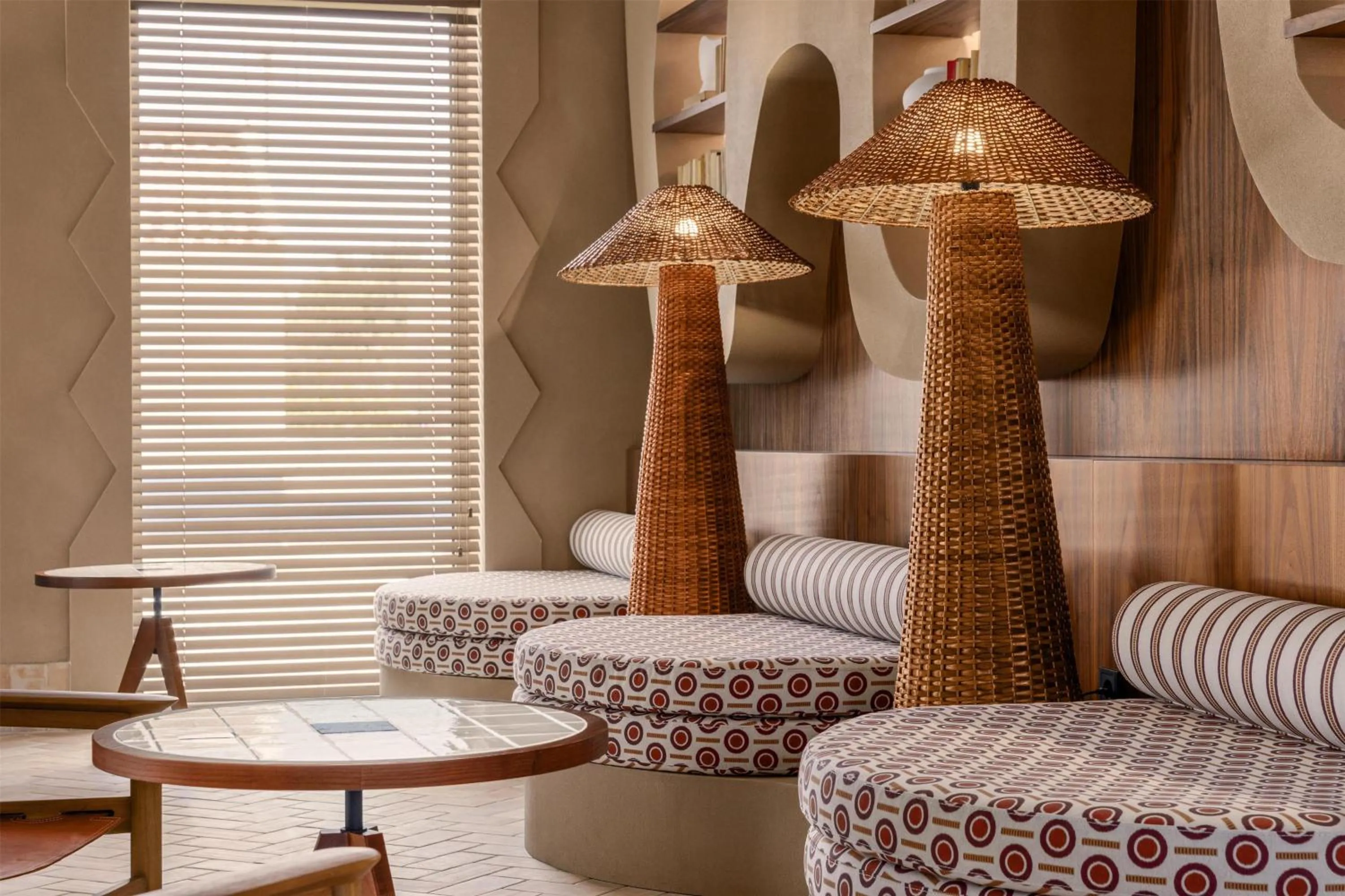 Lobby or reception in Amarello Hotel Praia Santo André, Tapestry Collection by Hilton