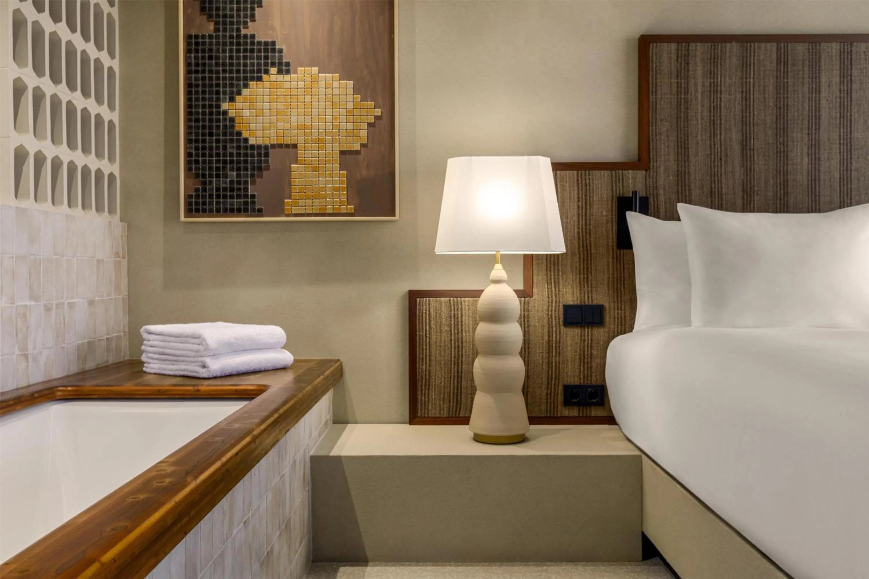 Bed in Amarello Hotel Praia Santo André, Tapestry Collection by Hilton