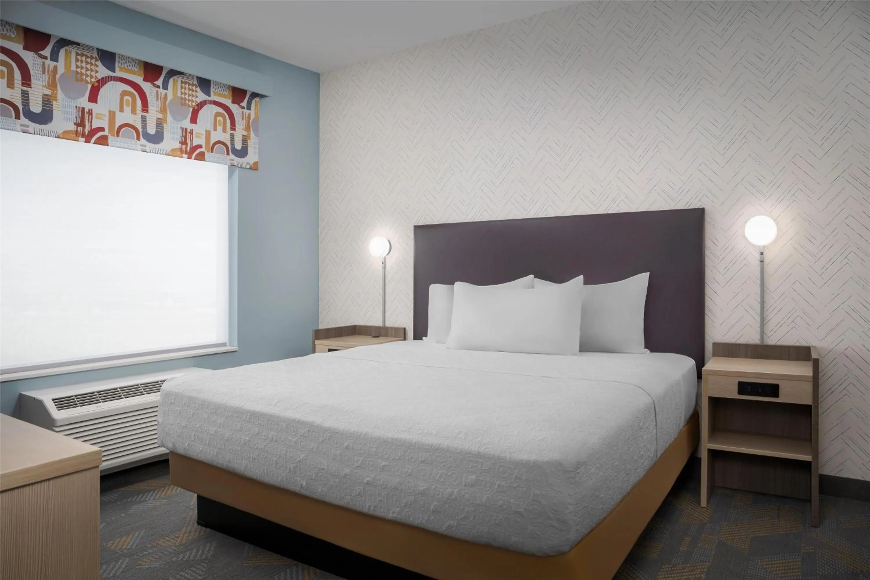 Bed in Home2 Suites By Hilton Tooele