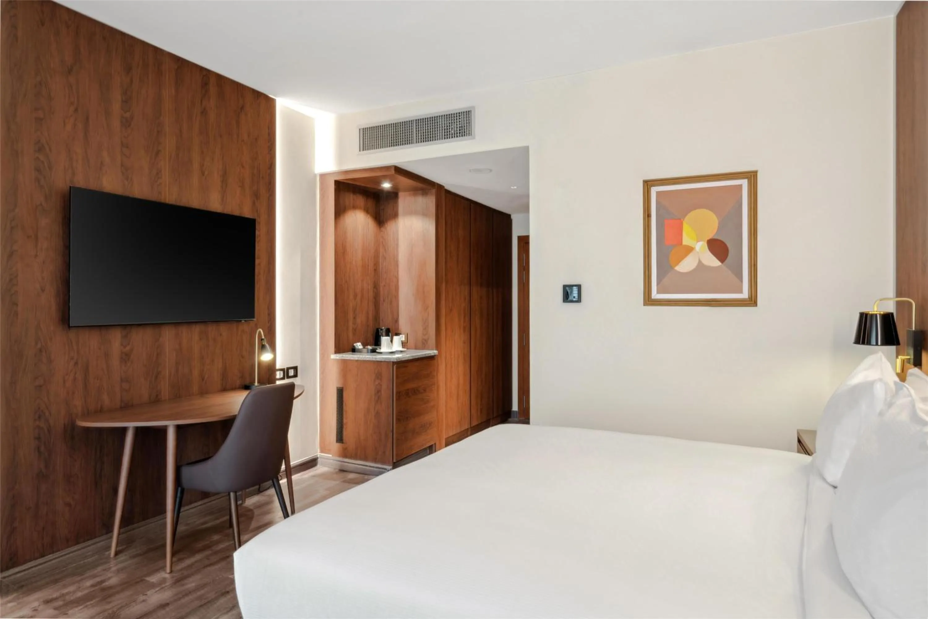 Bedroom, Bed in Doubletree By Hilton Addis Ababa Airport