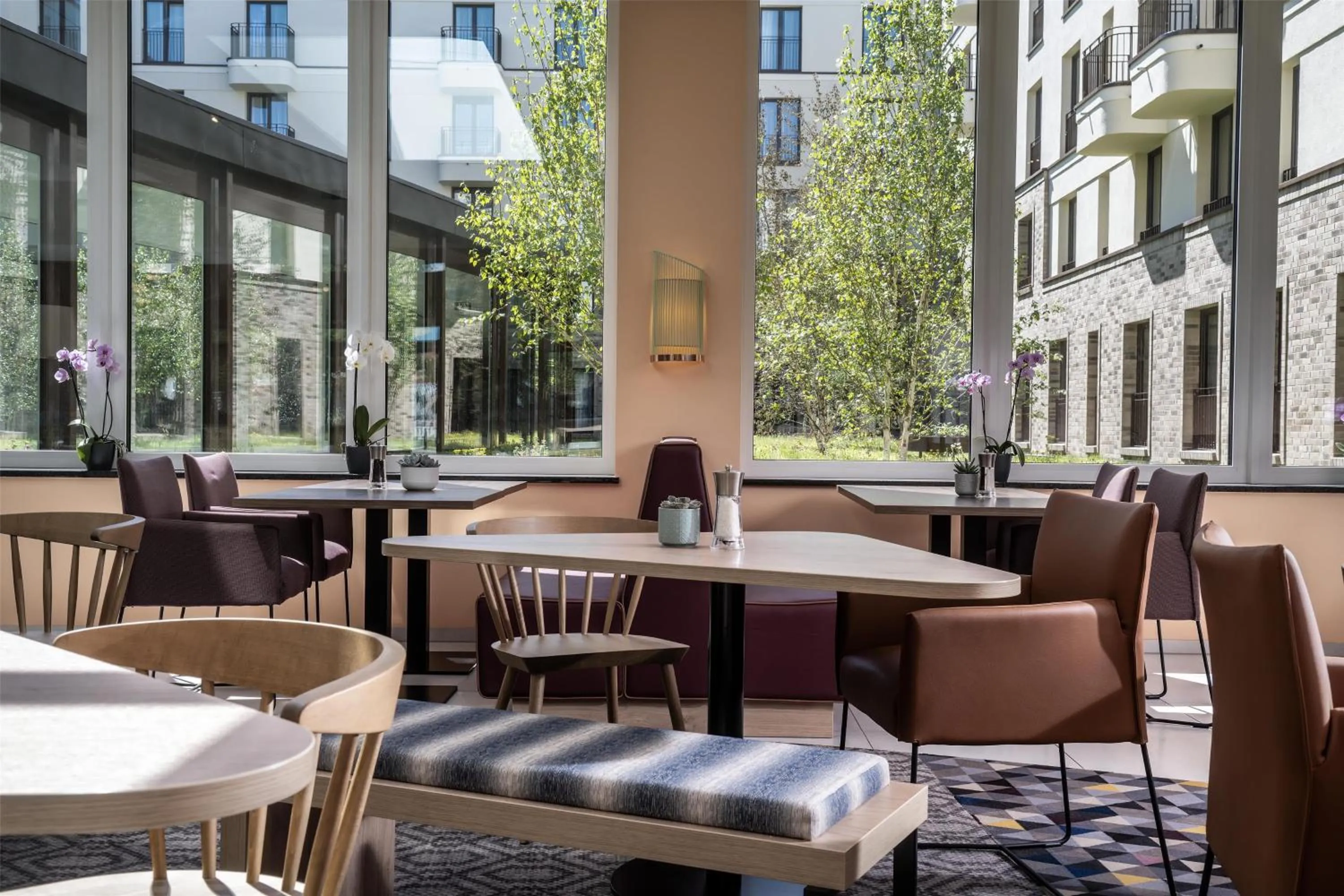 Lobby or reception in Hampton By Hilton Potsdam Babelsberg