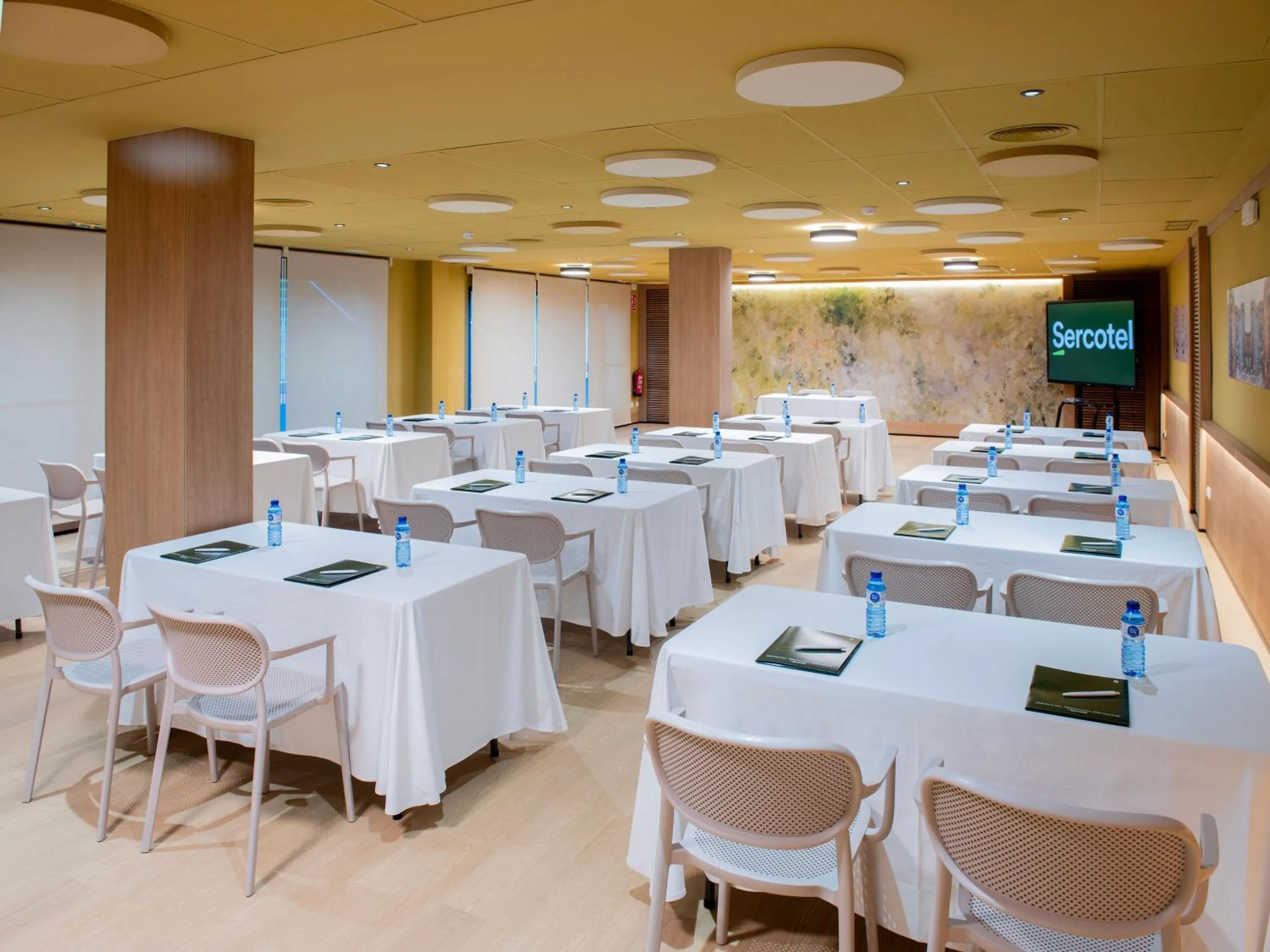Meeting/conference room in Hotel Sercotel Plana Onda