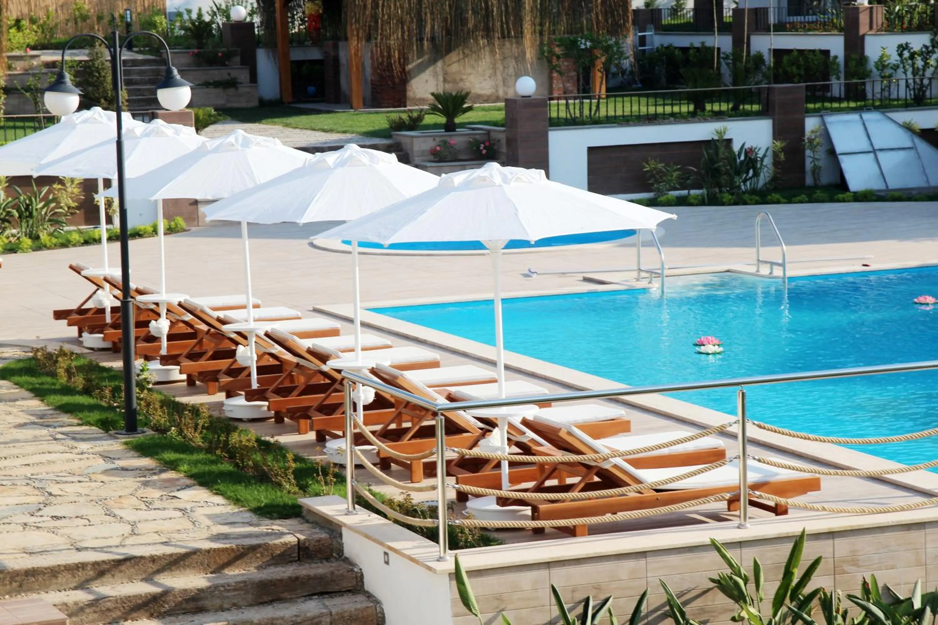 Garden in Dibek Homes Villa & Hotel