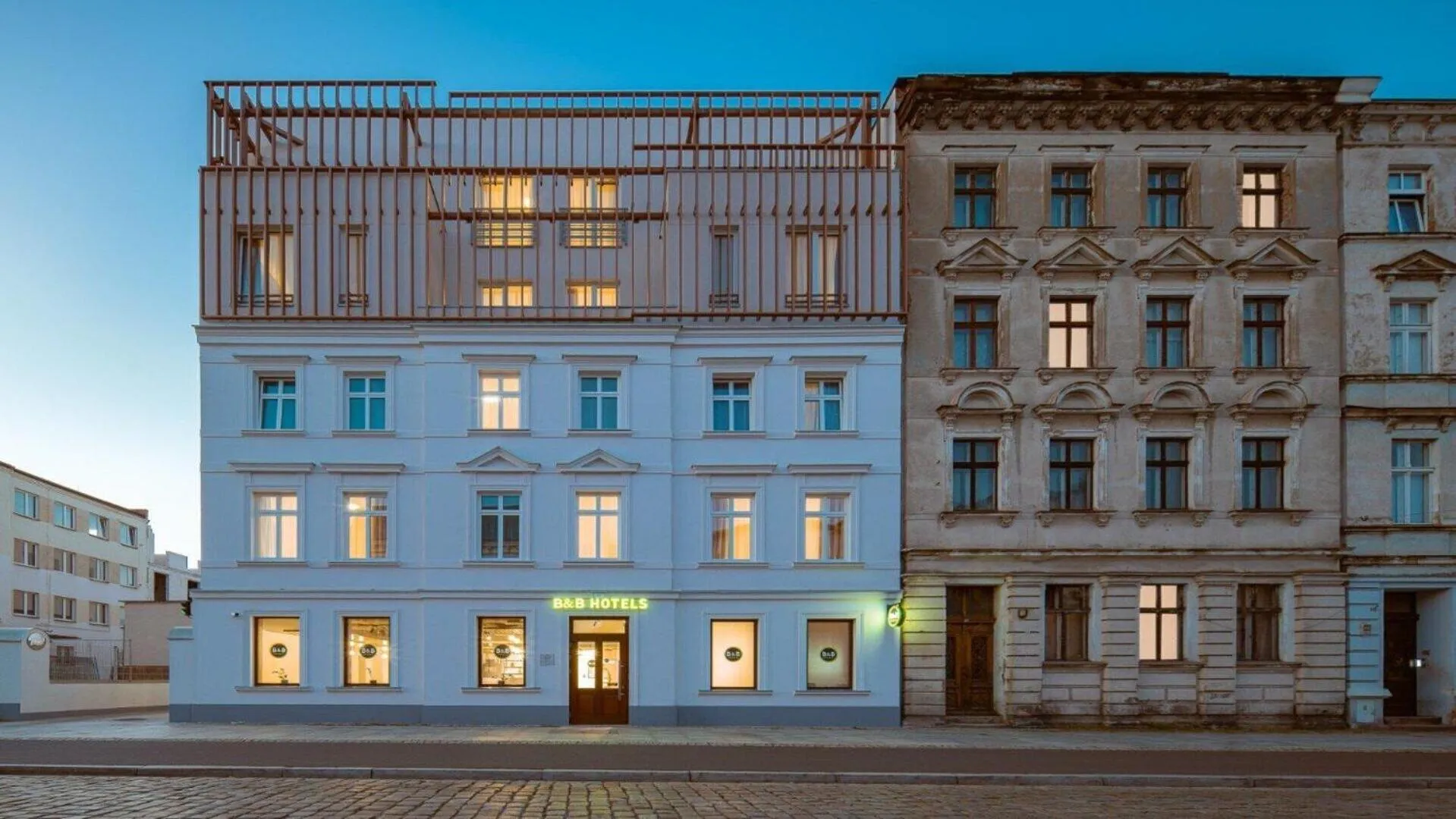 Property building in B&B HOTEL Leszno