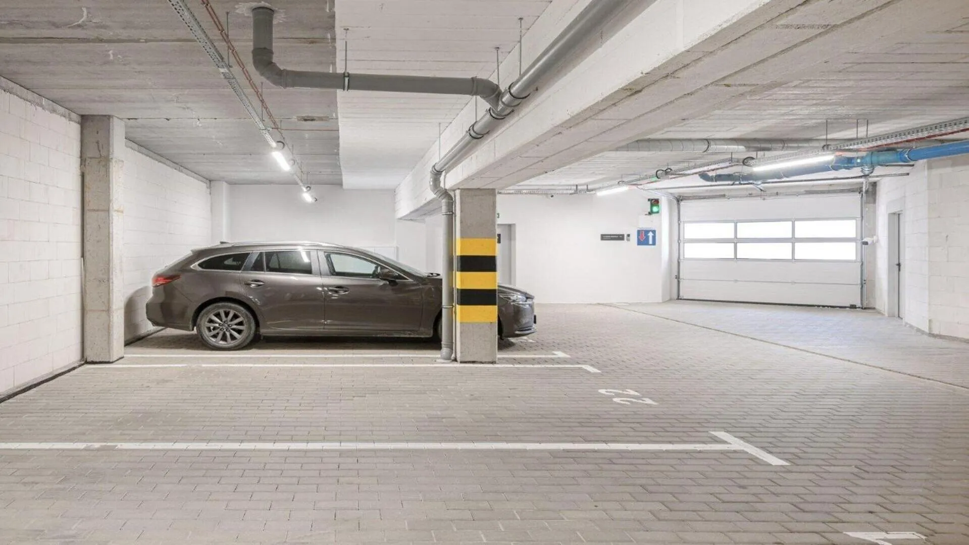 Lobby or reception in B&B HOTEL Leszno