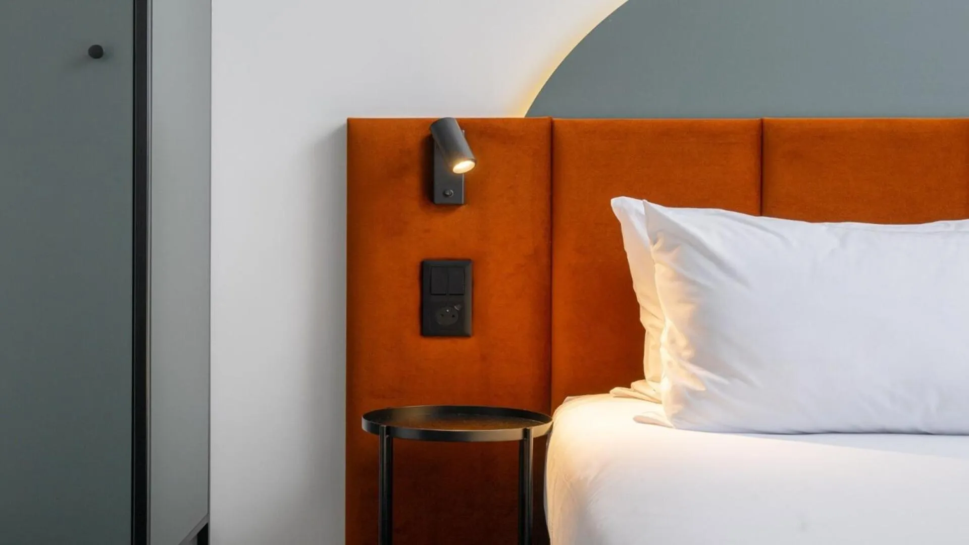 Bed in B&B HOTEL Leszno