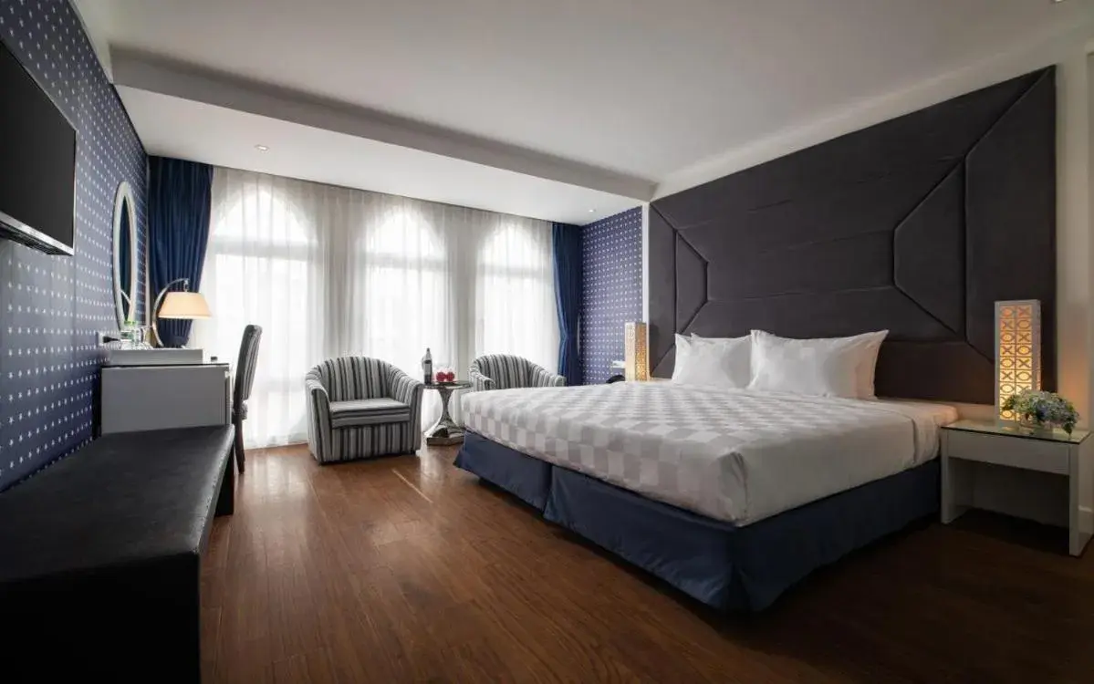 King Double Or Twin Room With City View in Le Petit Prince Lakeside Hotel & Rooftop Bar King Double Or Twin Room With City View in Le Petit Prince Lakeside Hotel & Rooftop Bar