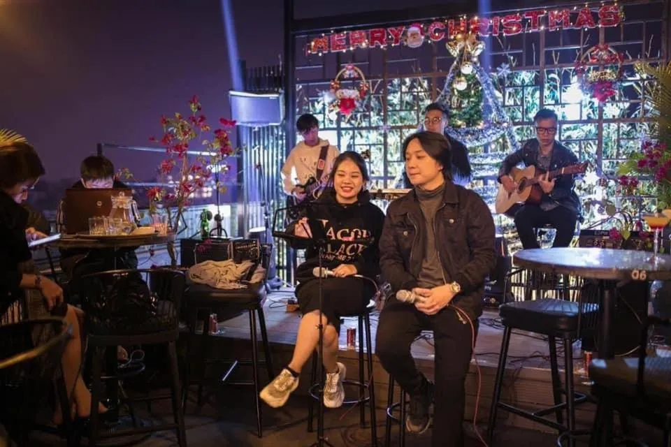 Nightclub / DJ in Le Petit Prince Lakeside Hotel & Rooftop Bar