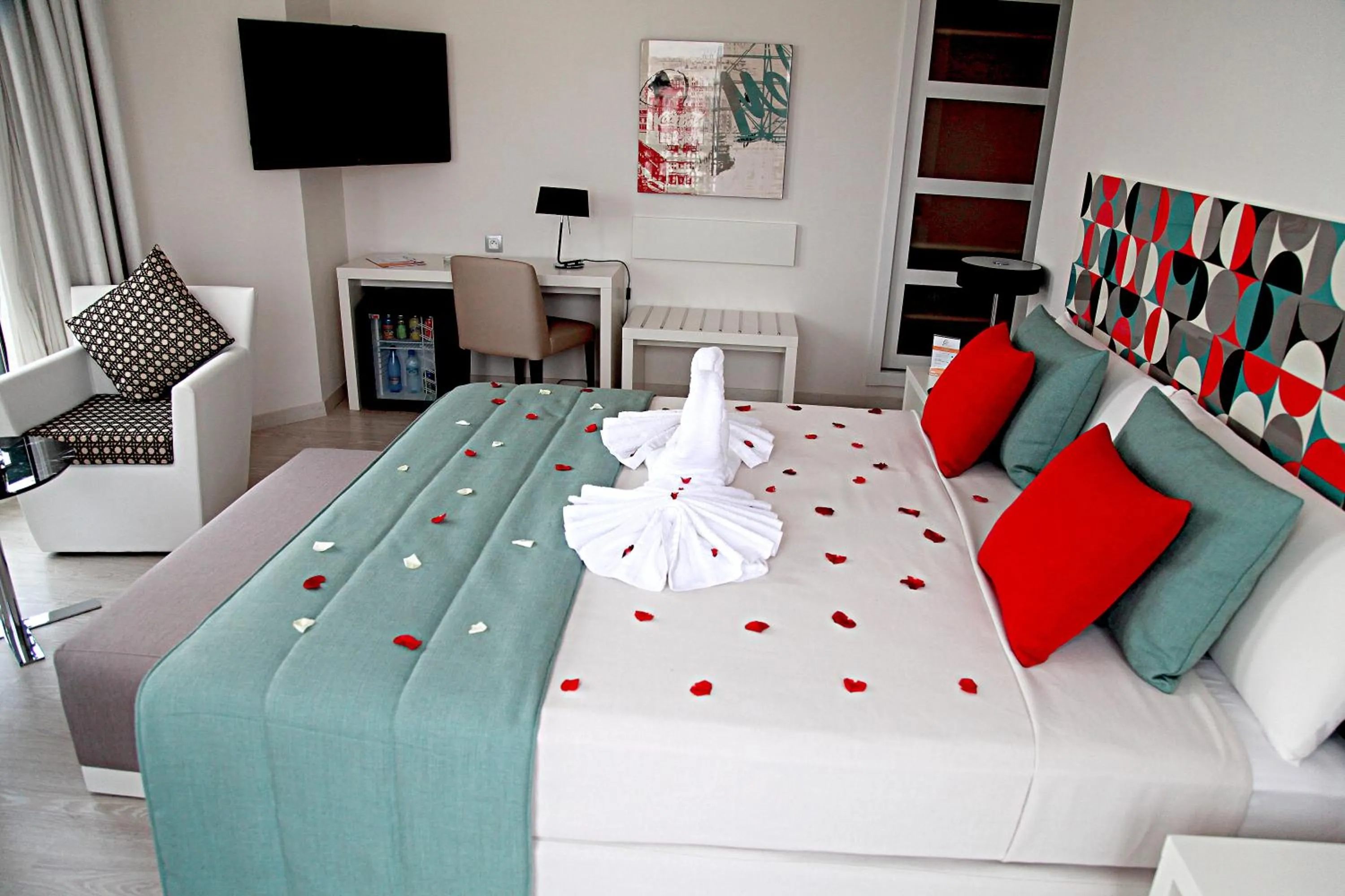 Photo of the whole room, Bed in Al Mandari Hôtel Tétouan