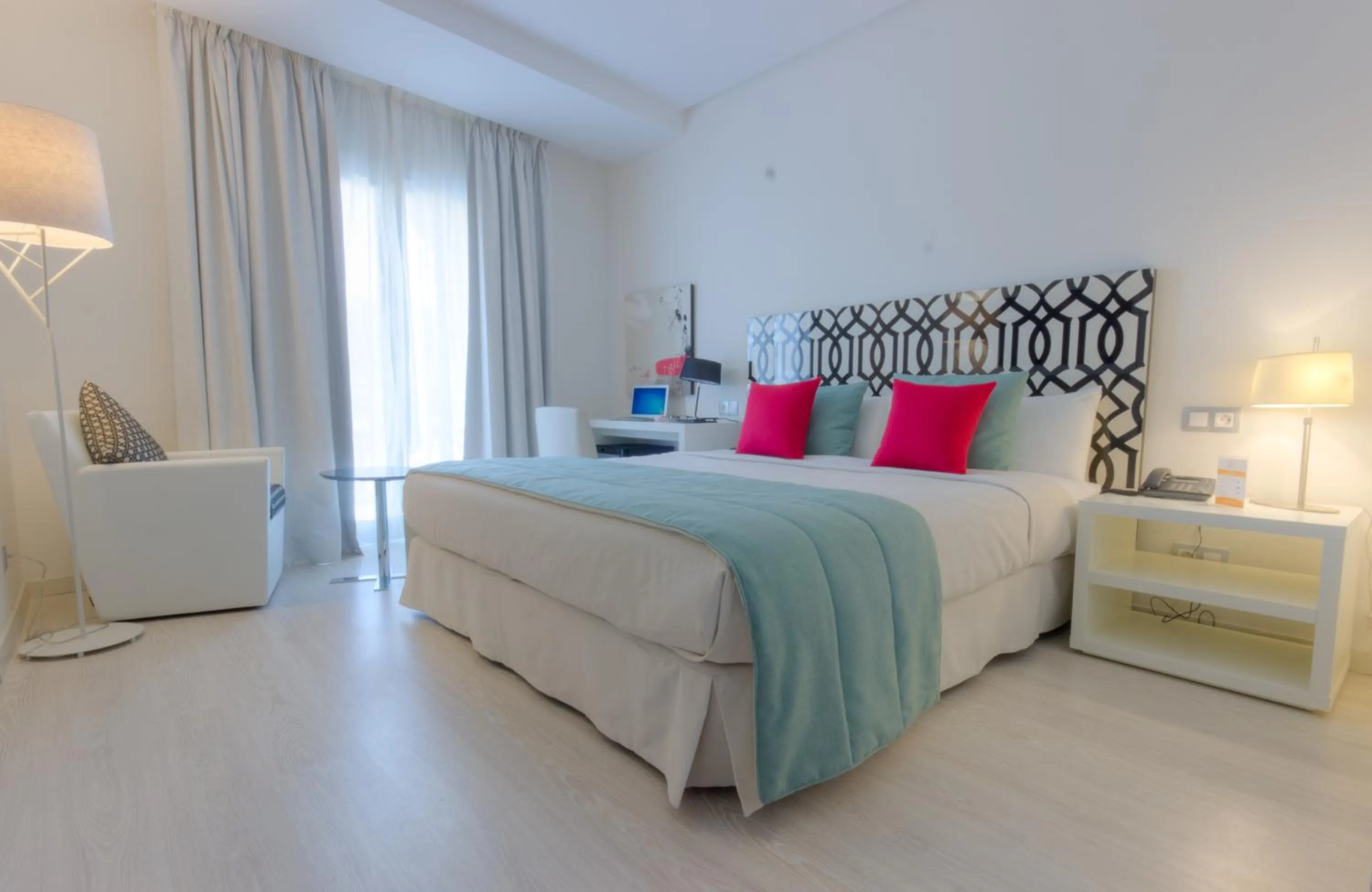 Property building, Bed in Al Mandari Hôtel Tétouan