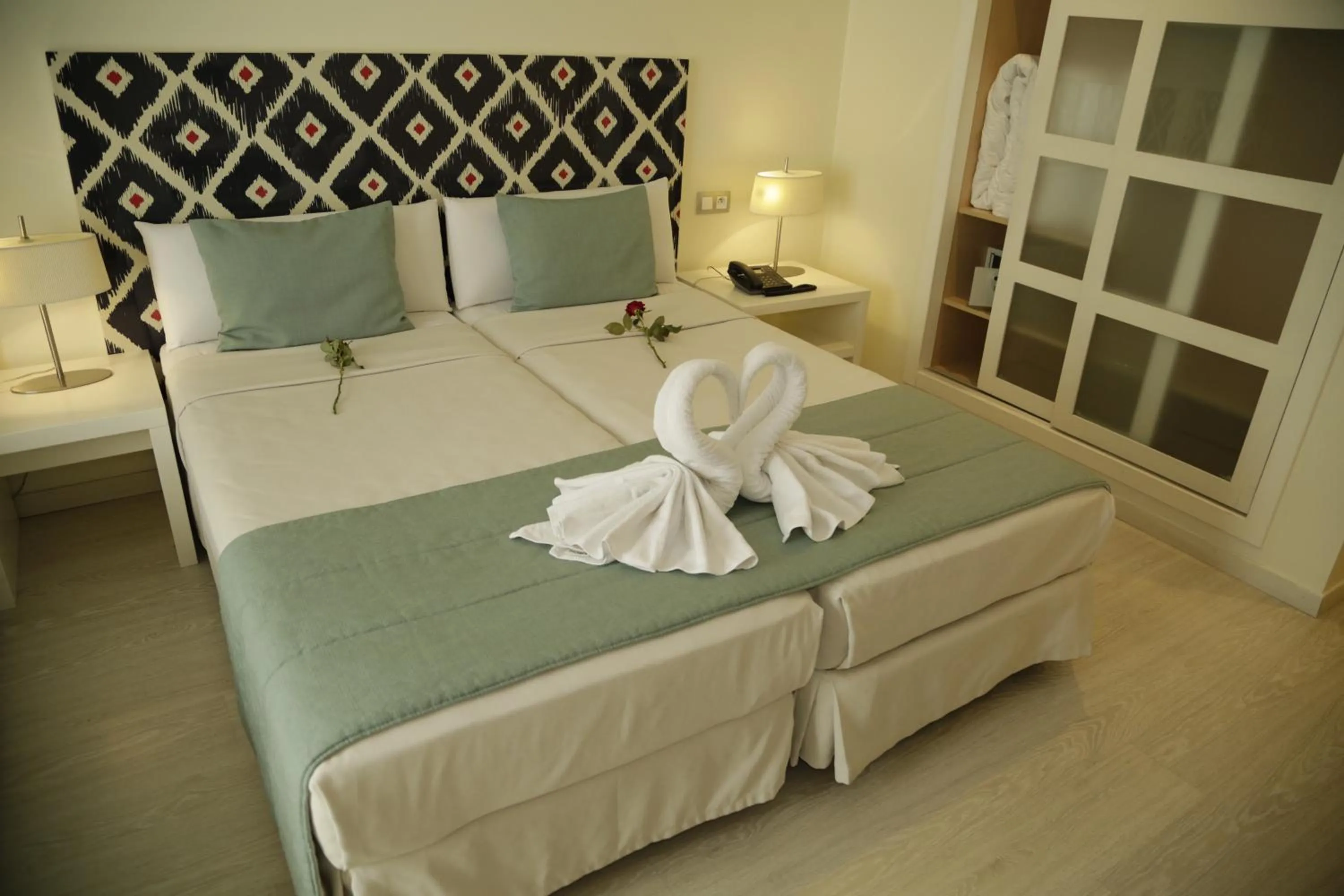 Bed in Al Mandari Hôtel Tétouan